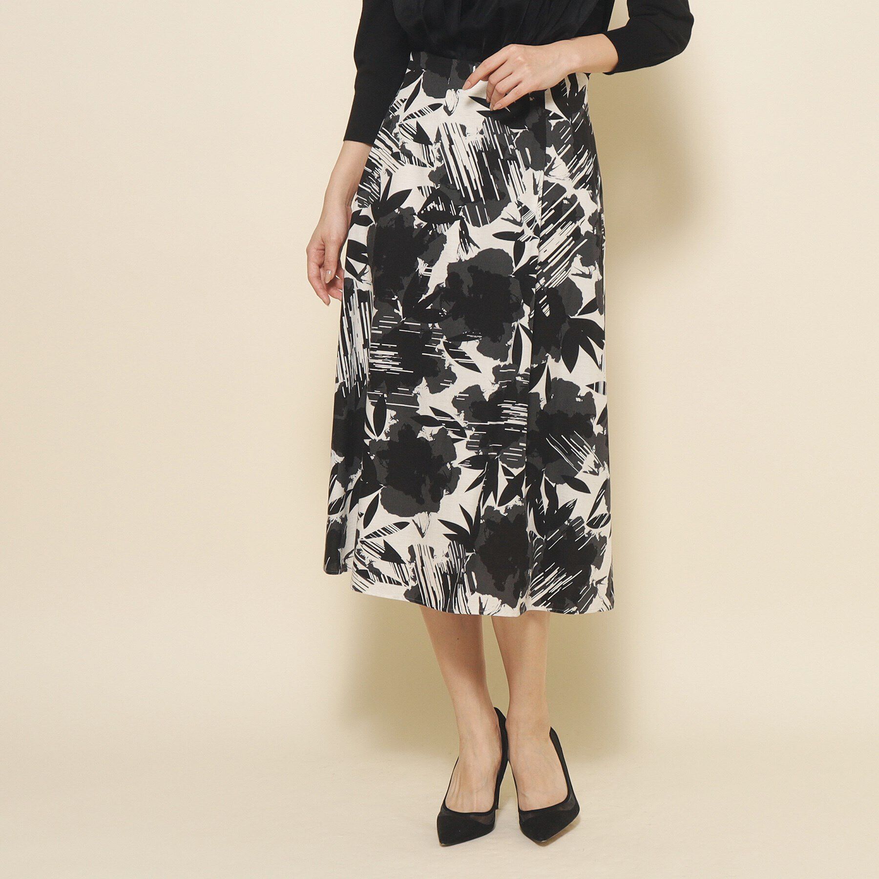 COUP DE CHANCE「【洗える】花柄フレアスカート」|スカート|ブラック(119)