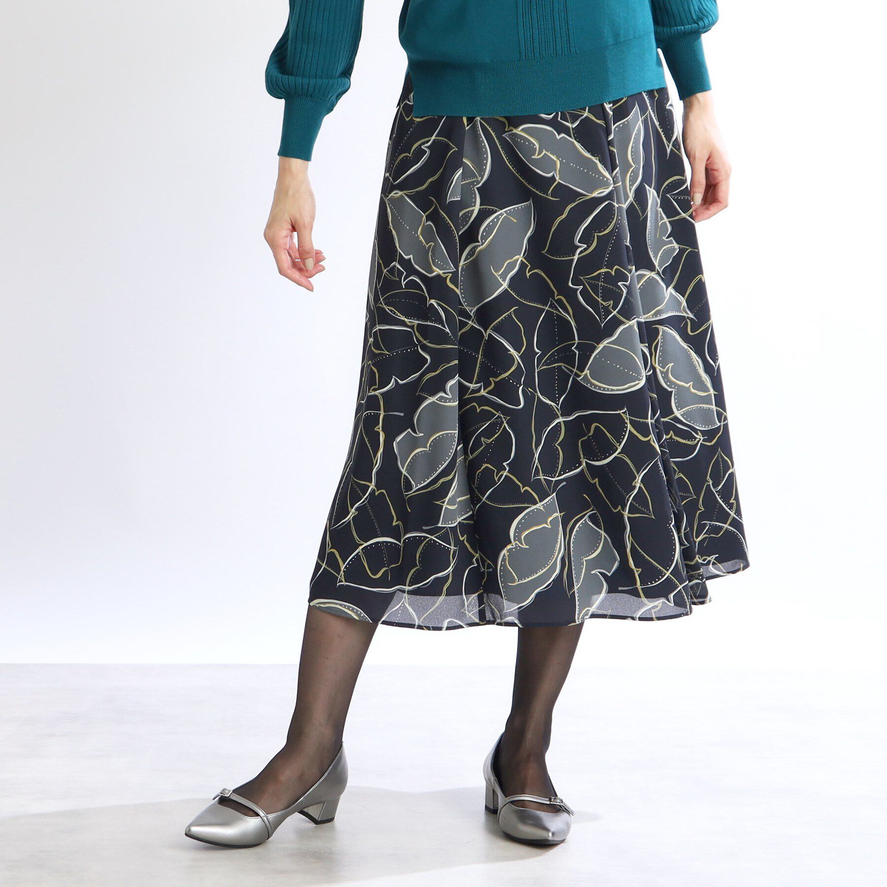 Reflect「【着映えスカート/WEB限定カラーあり／洗える】リーフプリントスカート」|スカート|