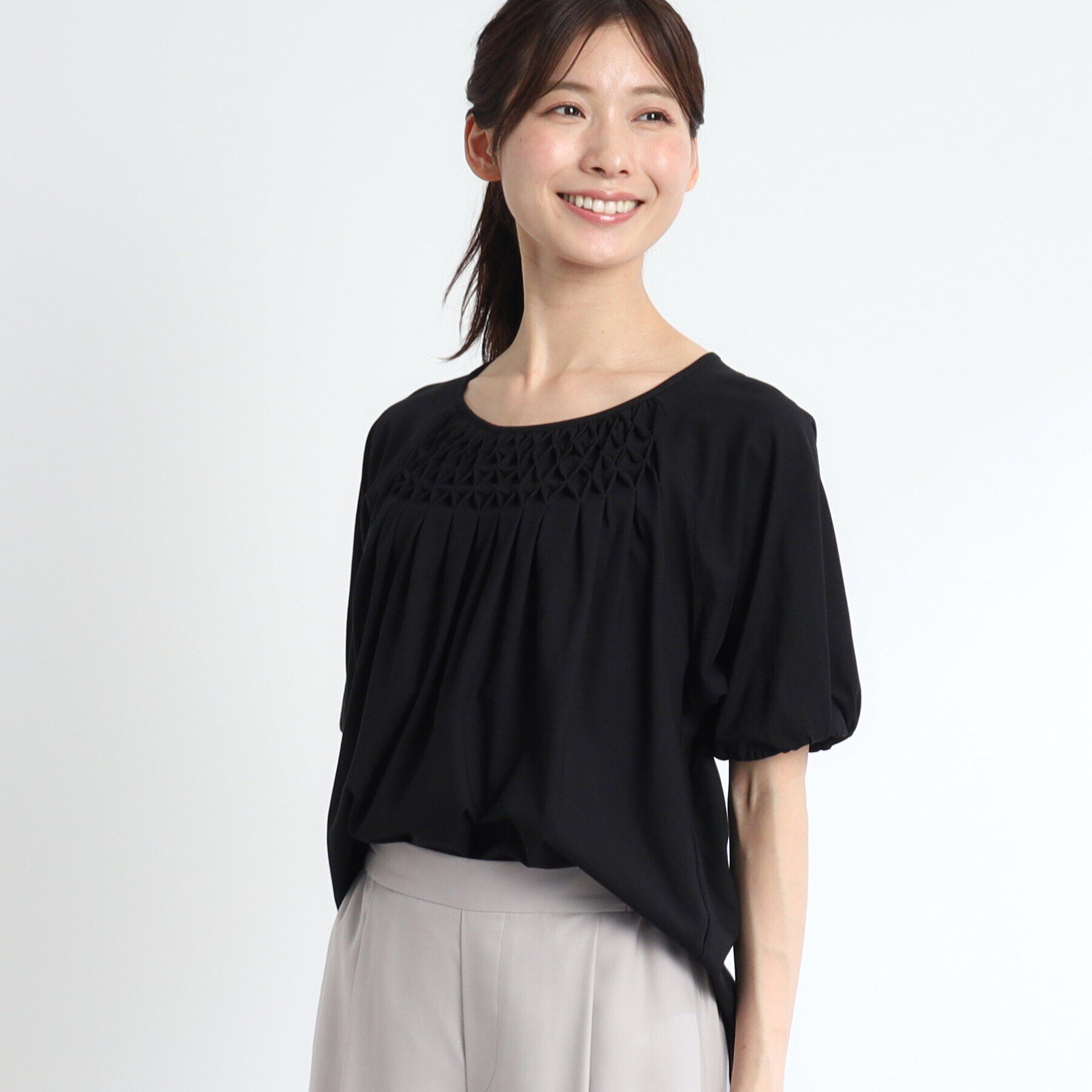 Reflect「【SALE／接触冷感／洗える】スモッキング刺繍ジャージブラウス」|Tシャツ・カットソー|