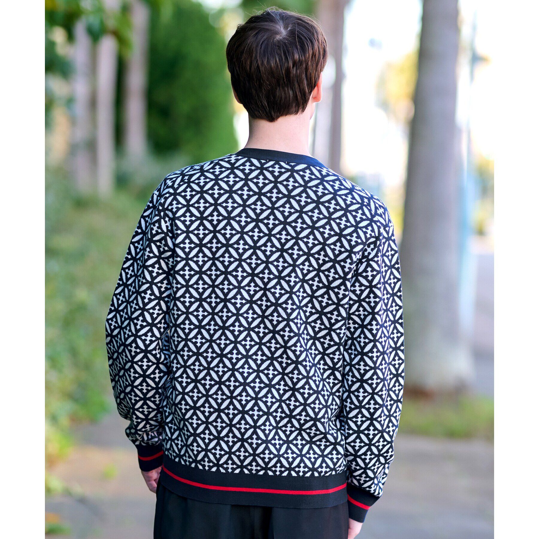 DRESSTERIOR「オーバーラップサークル ジャカード ニットカーディガン」|カーディガン|