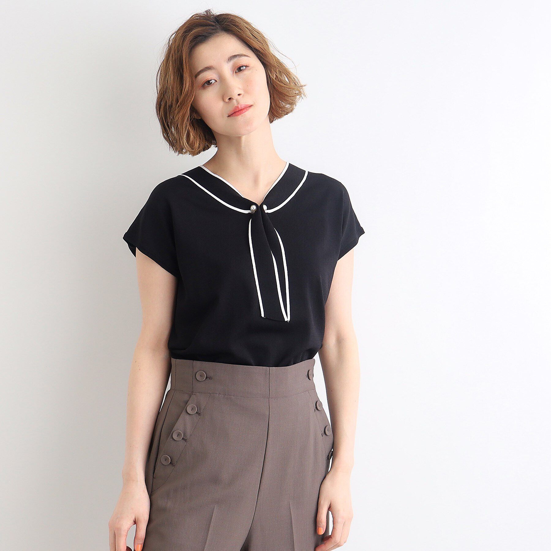 grove「【接触冷感／UV／抗ピル】取り外しパール調ピン付きボウタイニット」|ニット・セーター|ブラック(019)