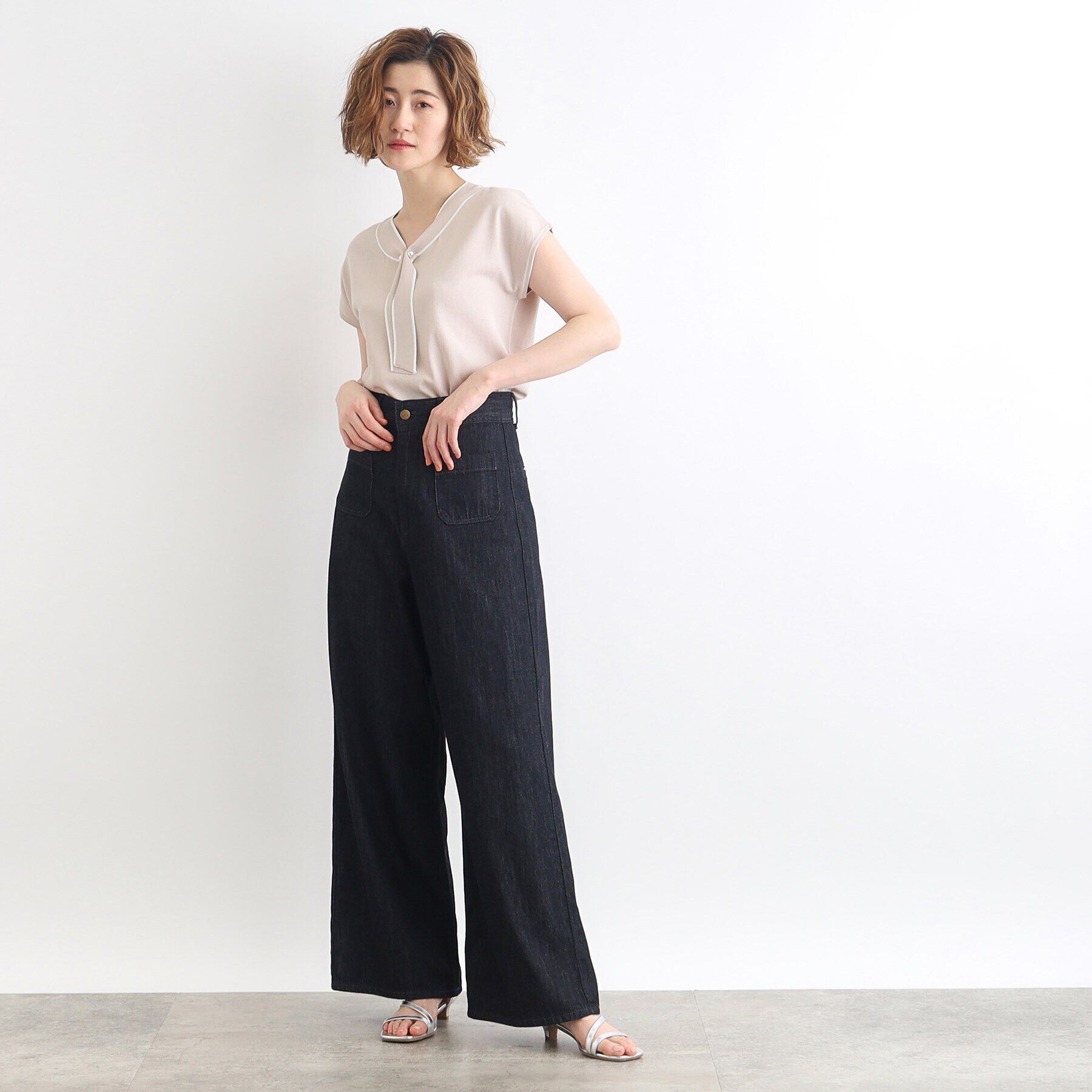 grove「【接触冷感／UV／抗ピル】取り外しパール調ピン付きボウタイニット」|ニット・セーター|