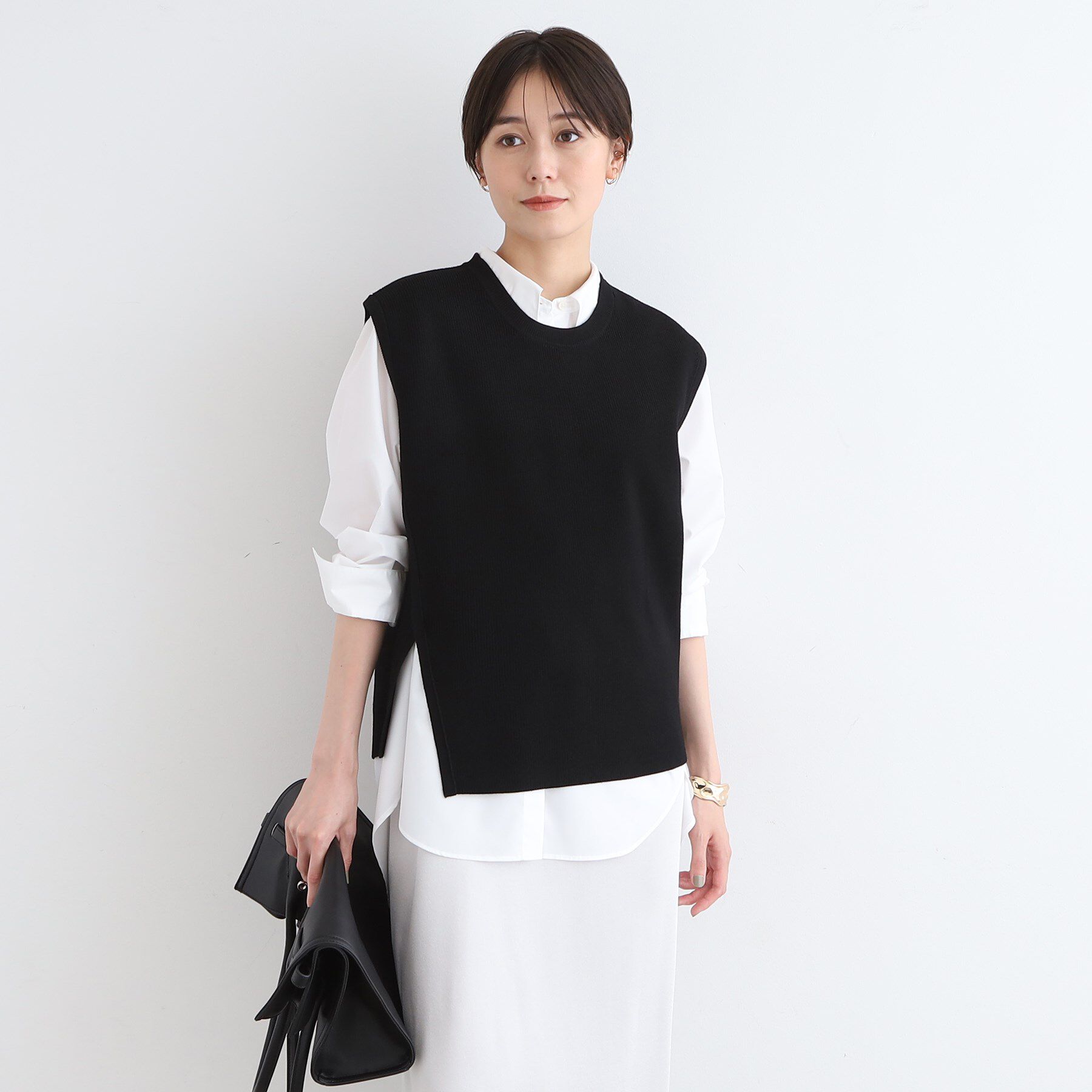 INDIVI「【洗える】アシンメトリーニットベスト」|ニット・セーター|ブラック(019)
