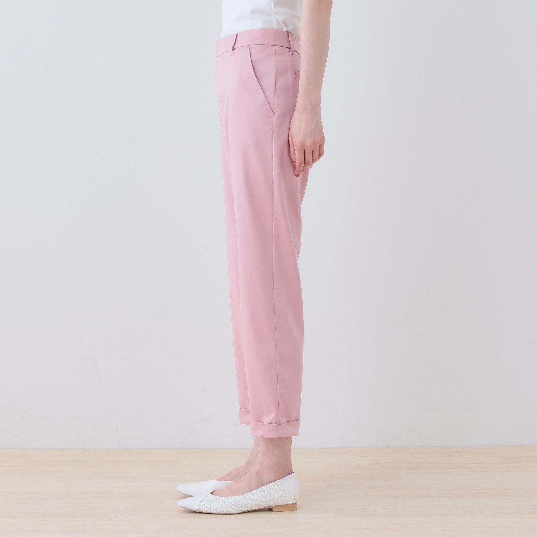 INDIVI「【洗える／高ストレッチ】クロップド丈サテンテーパードパンツ」|その他|