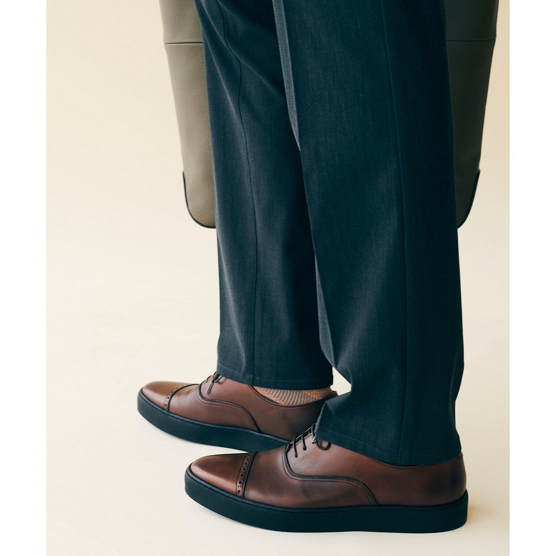 TAKEO KIKUCHI「セミブローグ スニーカー」|ビジネス・ドレスシューズ|