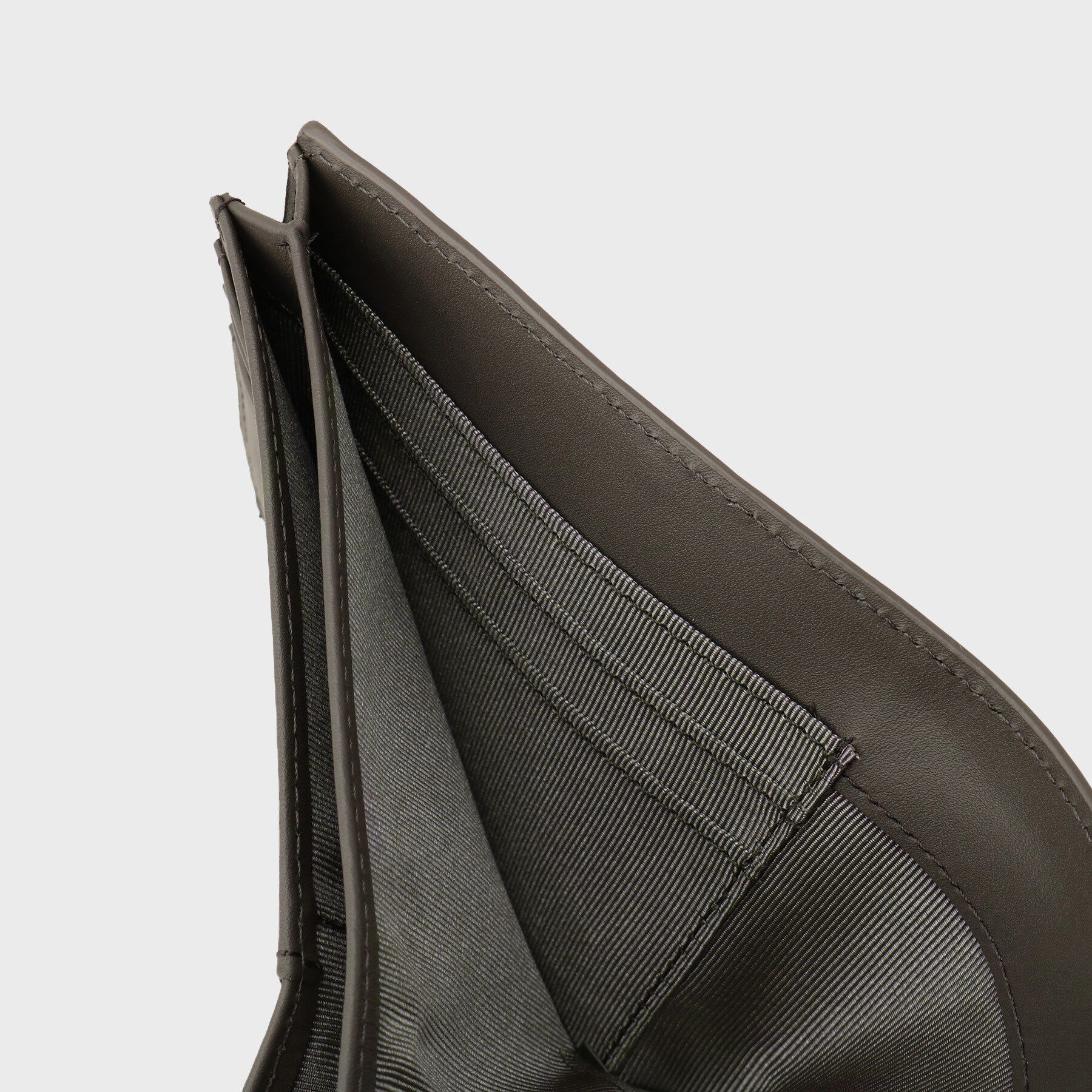 TAKEO KIKUCHI「パズルエンボス 2つ折り財布」|財布|