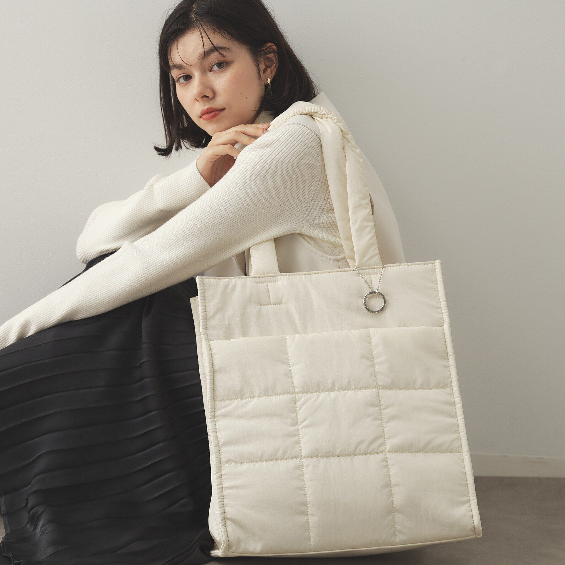 OPAQUE.CLIP「【10色展開/軽量/A4サイズ対応/多ポケット】大容量マチ付きトートバッグ」|トートバッグ|