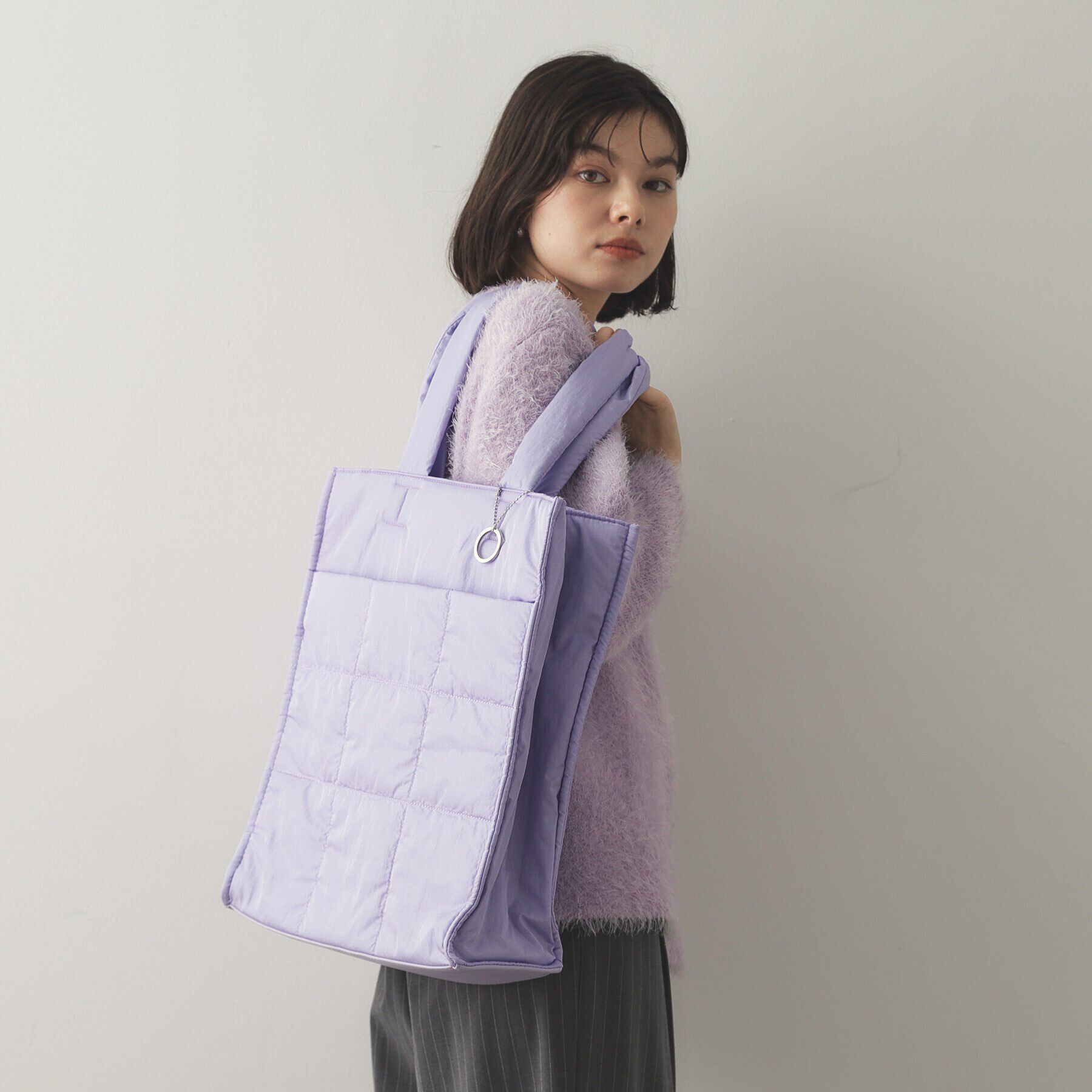 OPAQUE.CLIP「【10色展開/軽量/A4サイズ対応/多ポケット】大容量マチ付きトートバッグ」|トートバッグ|