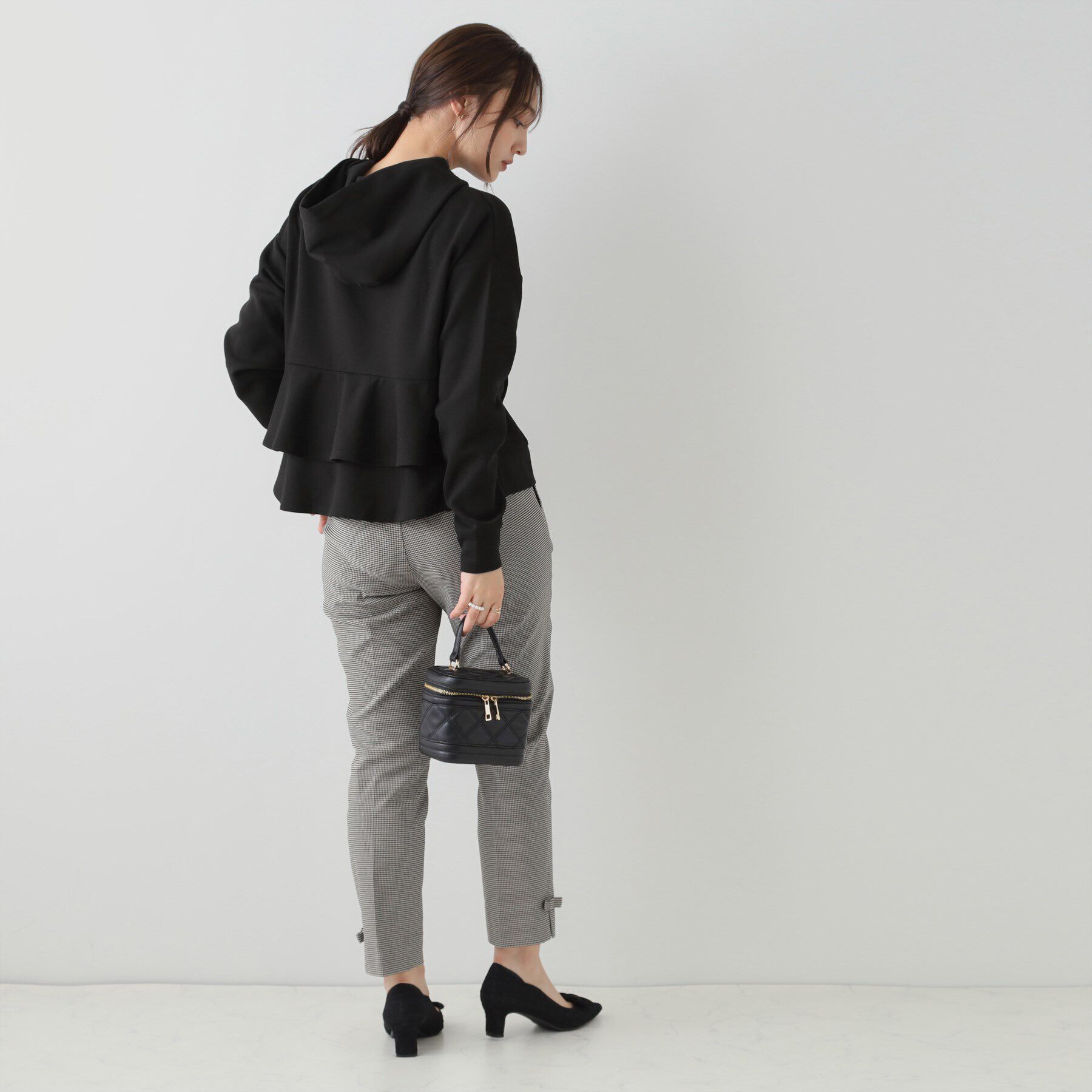 Couture broach「【洗える・オトナ可愛い】バックフリルダンボールフーディー」|パーカー|