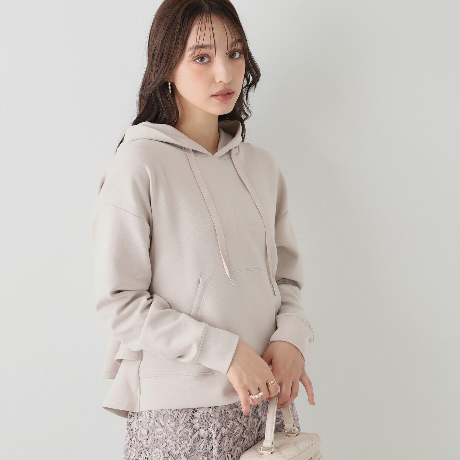 Couture broach「【洗える・オトナ可愛い】バックフリルダンボールフーディー」|パーカー|