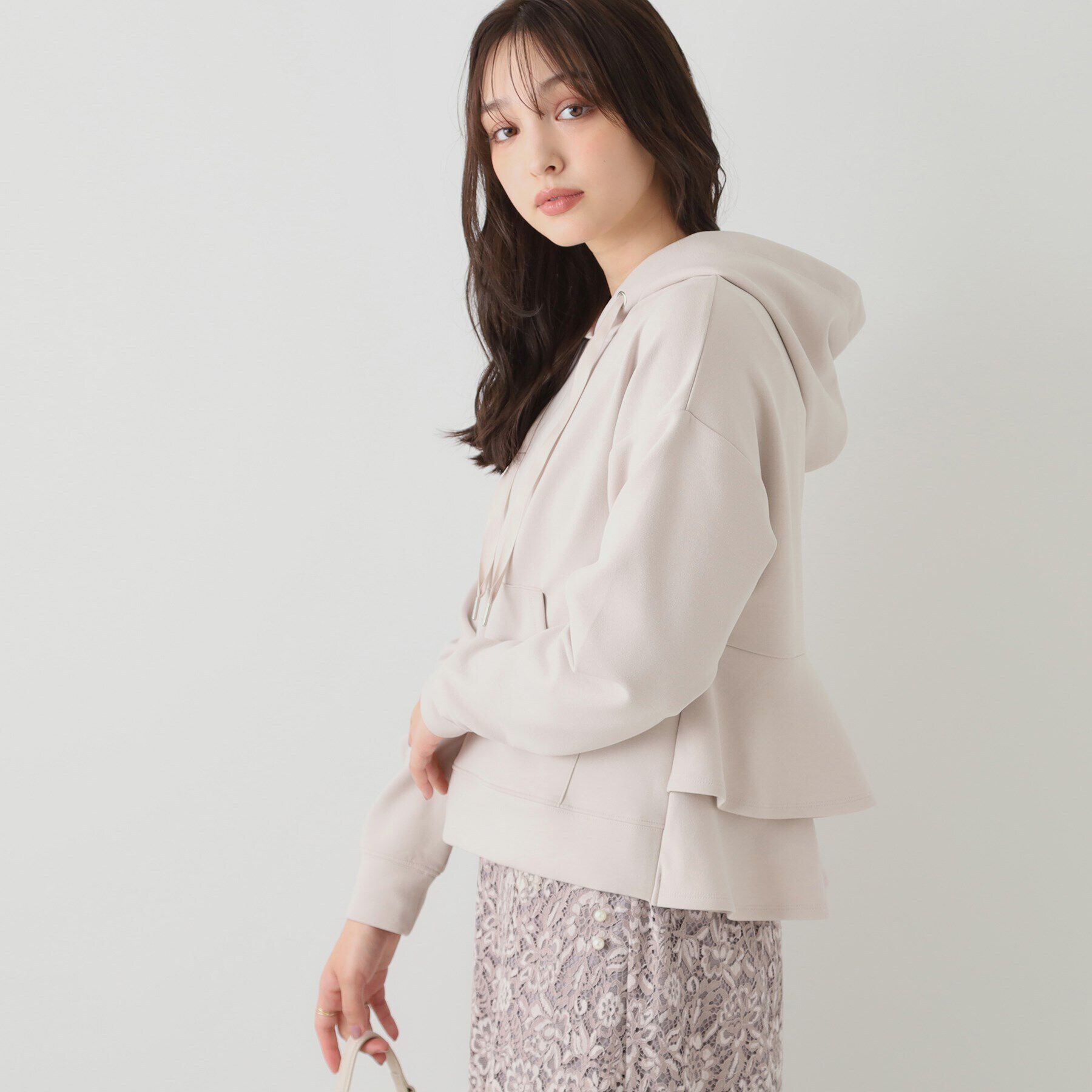 Couture broach「【洗える・オトナ可愛い】バックフリルダンボールフーディー」|パーカー|