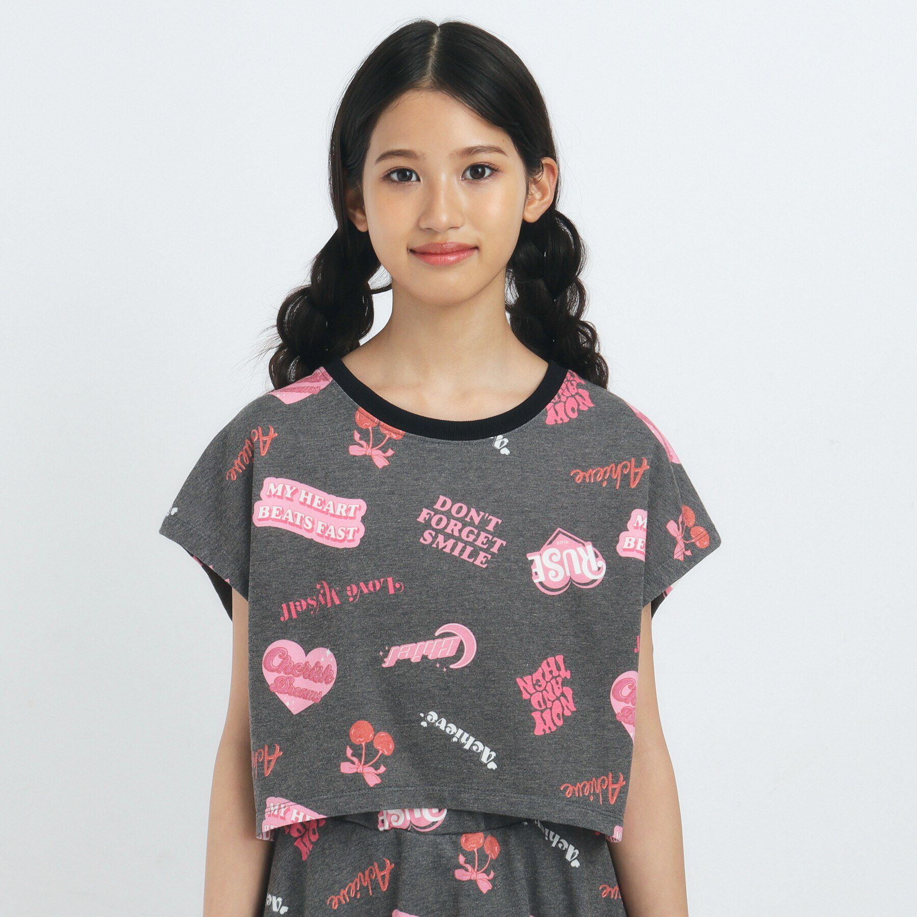 PINK-latte「【るーつくコラボ】総柄プリントフレンチスリーブプルオーバー」|Tシャツ・カットソー|