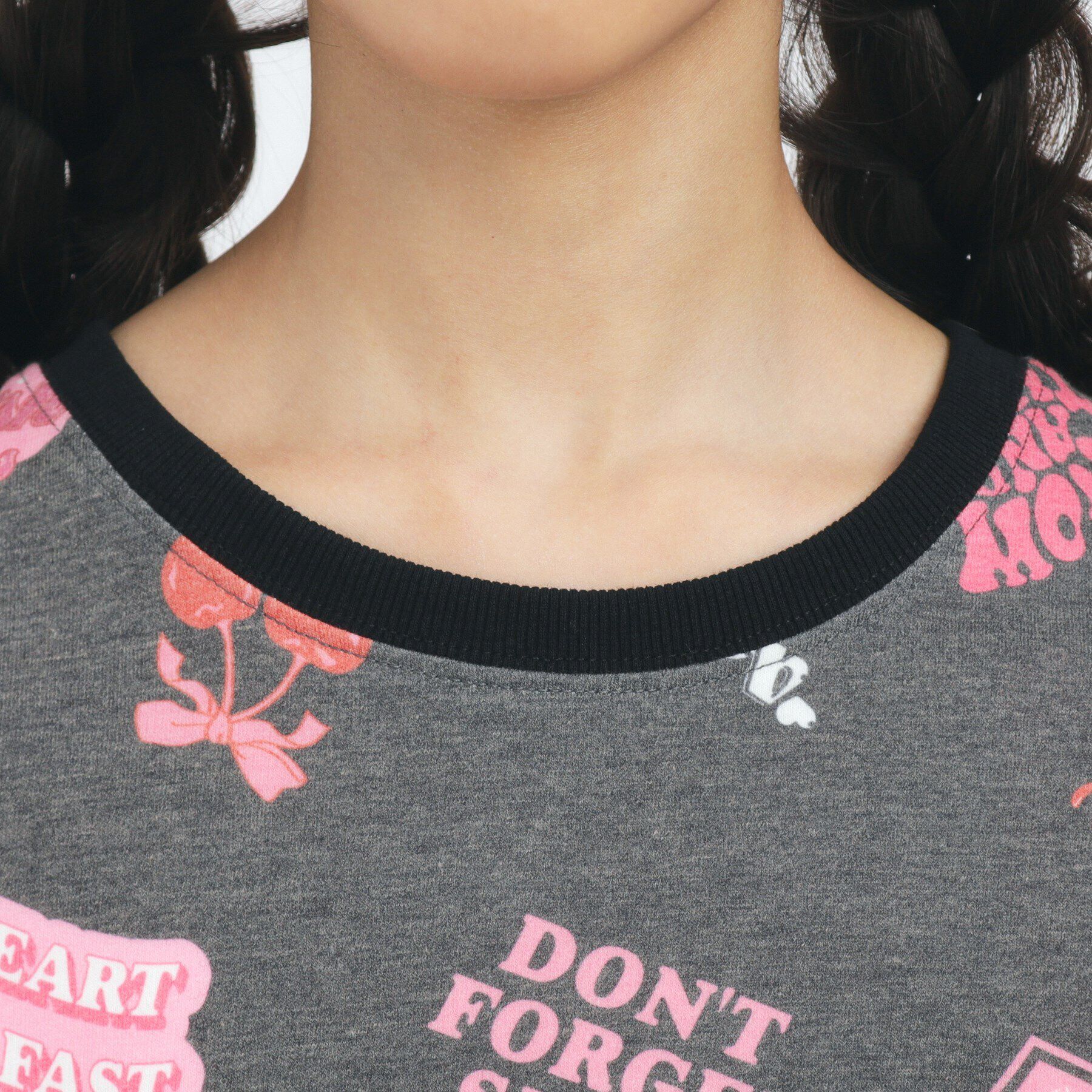 PINK-latte「【るーつくコラボ】総柄プリントフレンチスリーブプルオーバー」|Tシャツ・カットソー|