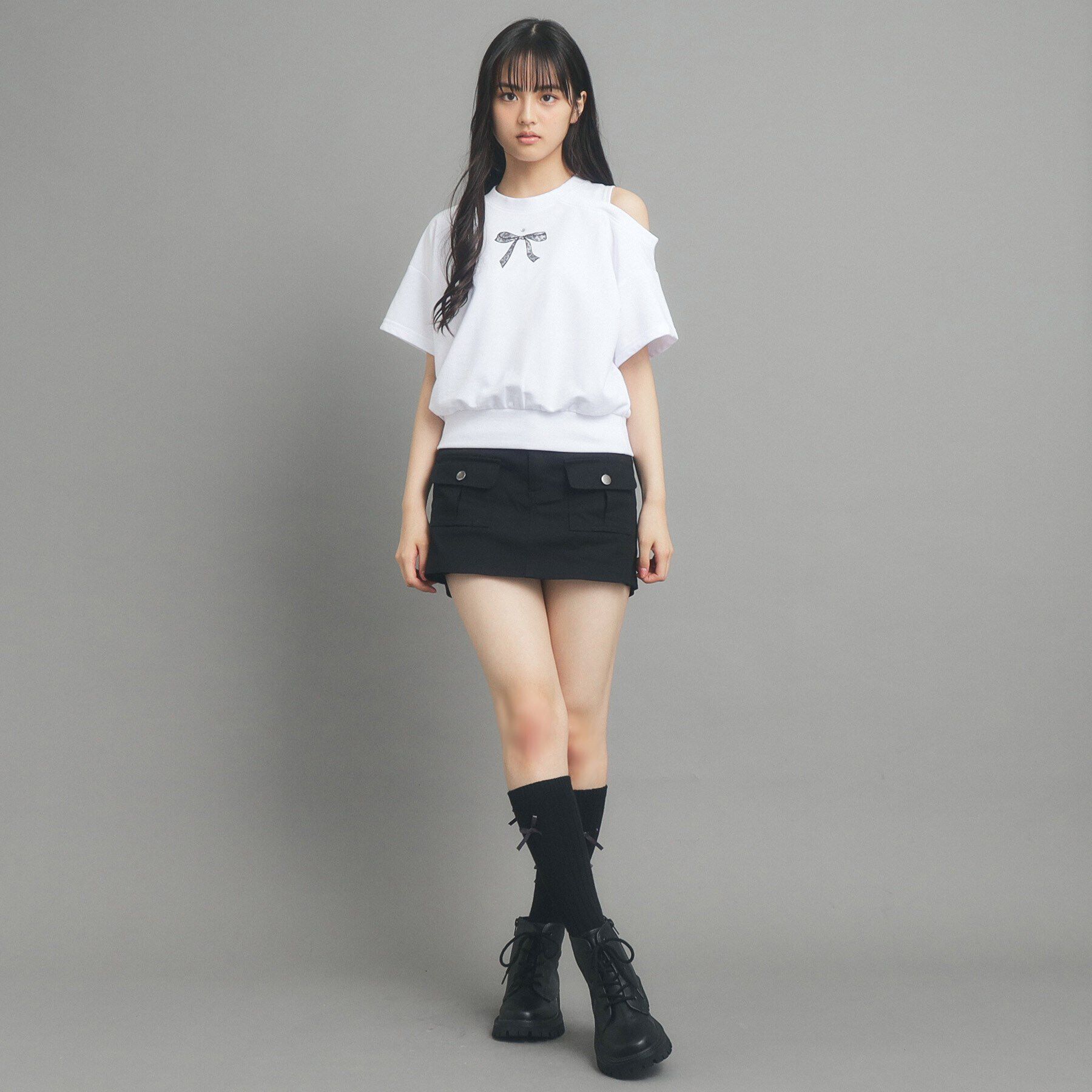 PINK-latte「リボンモチーフ裏毛オフショルダー」|Tシャツ・カットソー|ｵﾌﾎﾜｲﾄ(003)