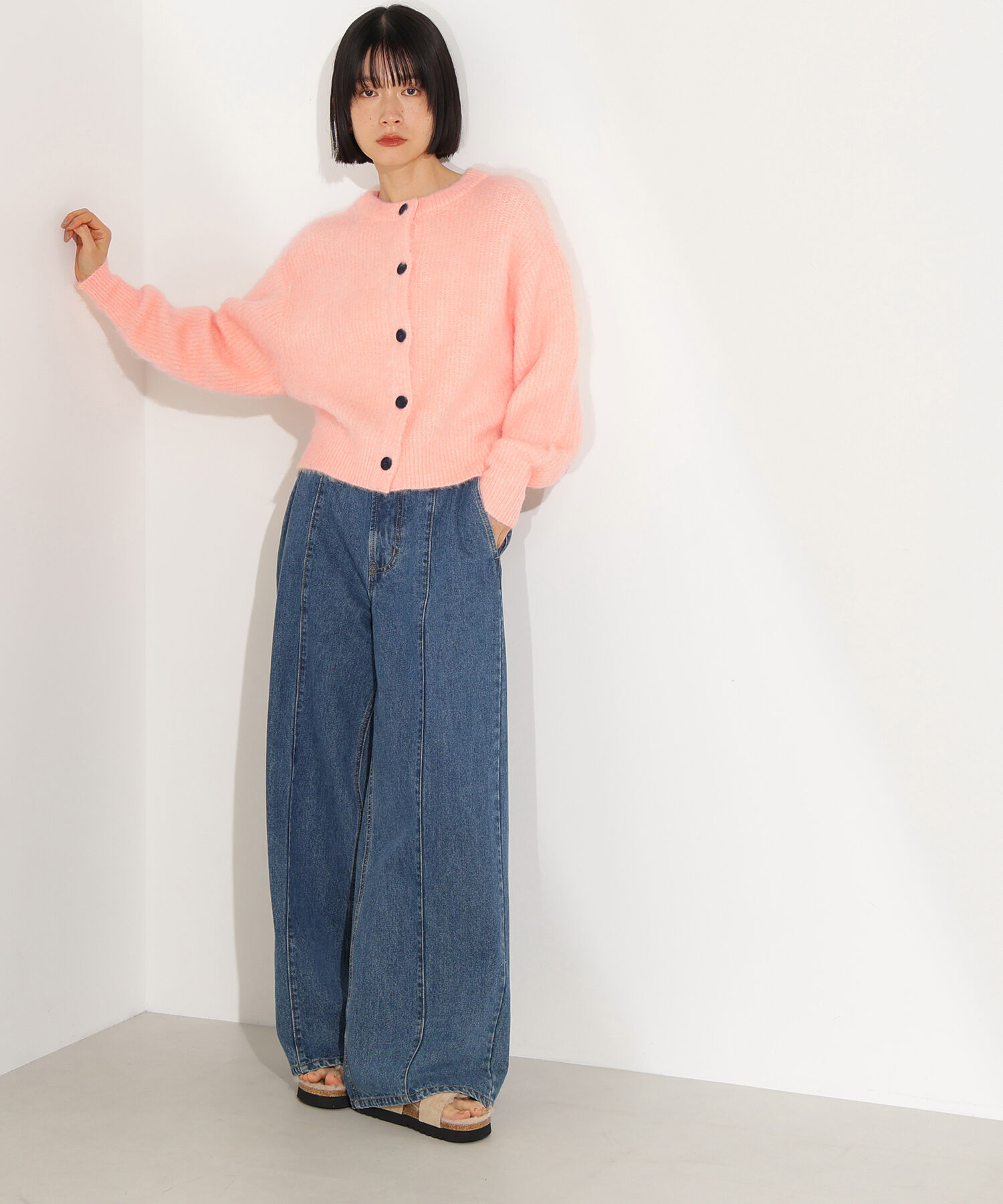  「クルーネックフェザーカーディガン」|ニット・セーター|