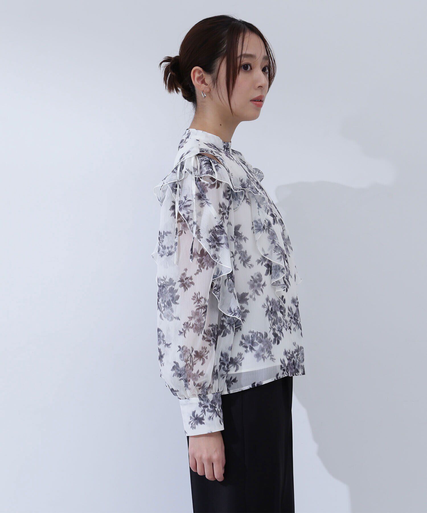  「2wayフリルショルダープリントブラウス」|シャツ・ブラウス|