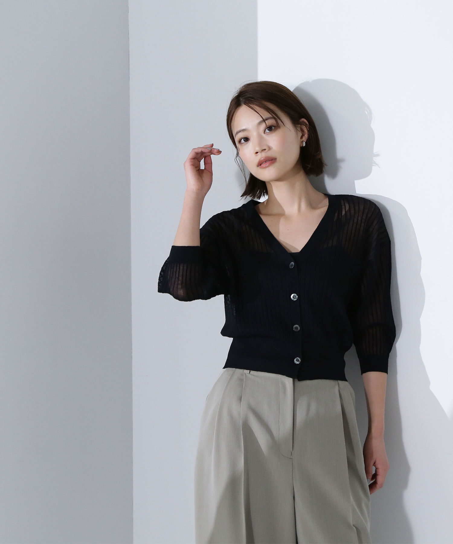  「Vネックシアーリブカーディガン」|ニット・セーター|クロ