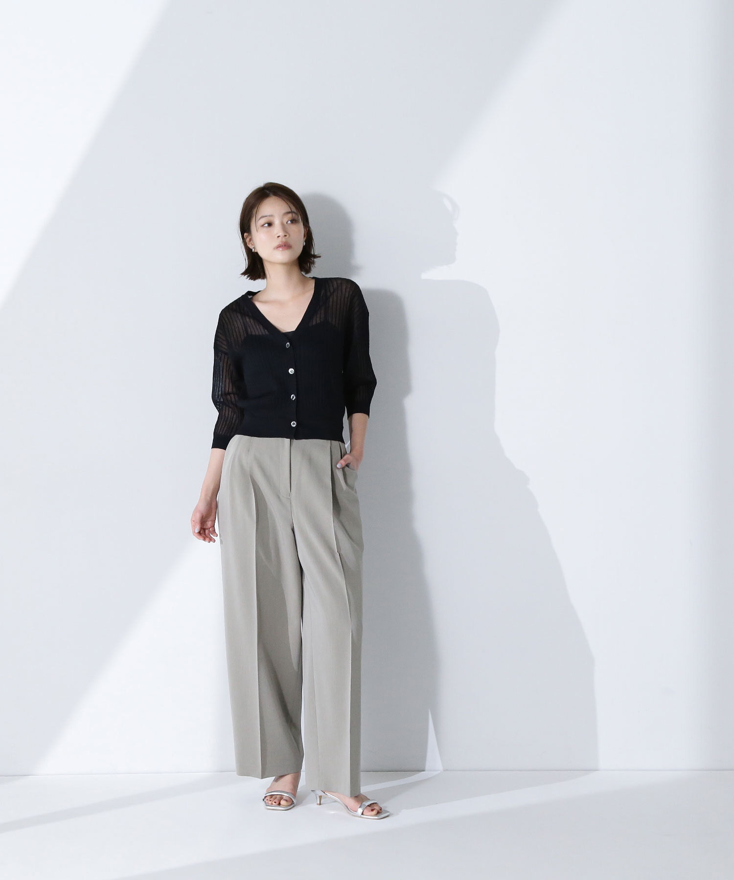  「Vネックシアーリブカーディガン」|ニット・セーター|