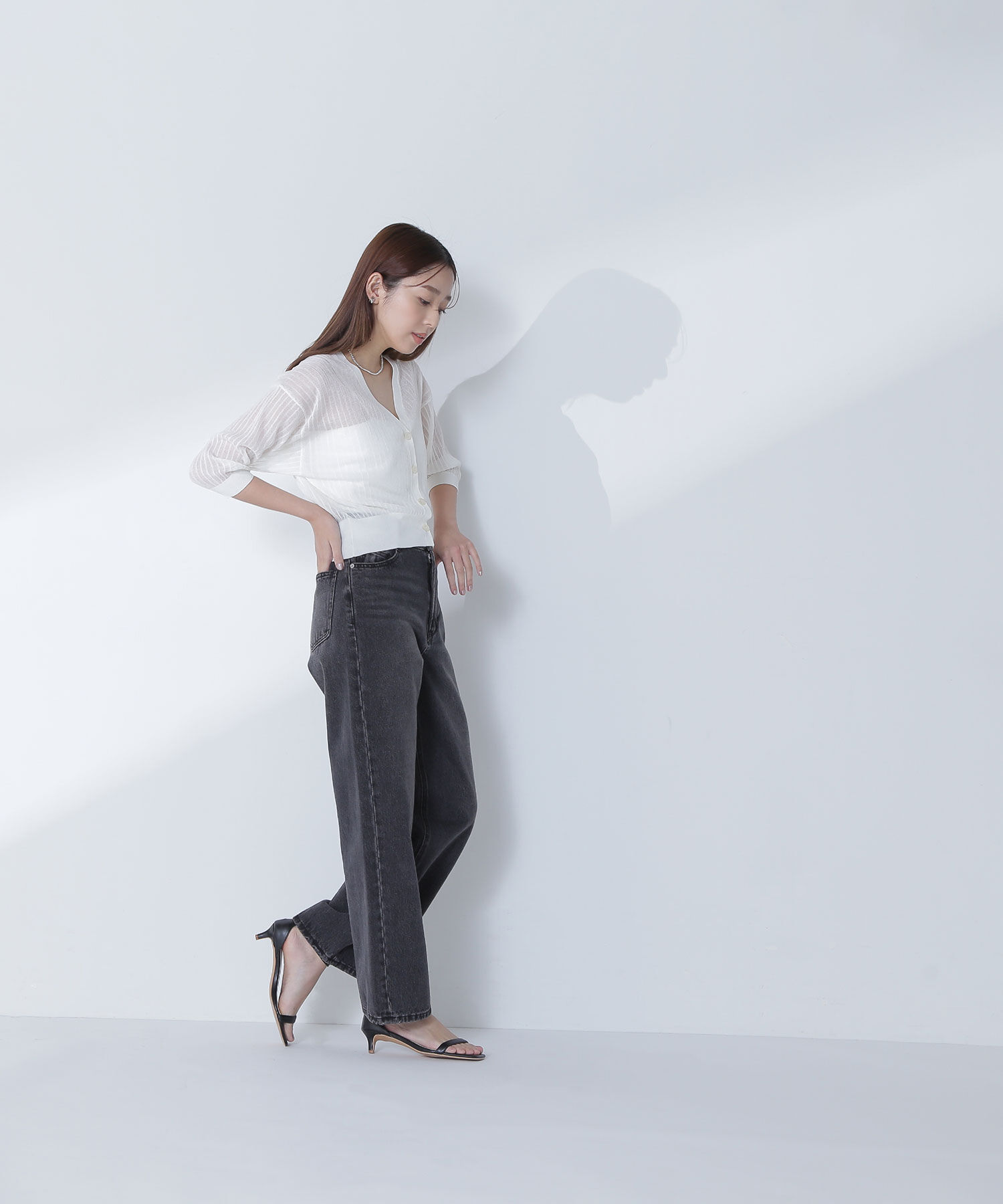  「Vネックシアーリブカーディガン」|ニット・セーター|