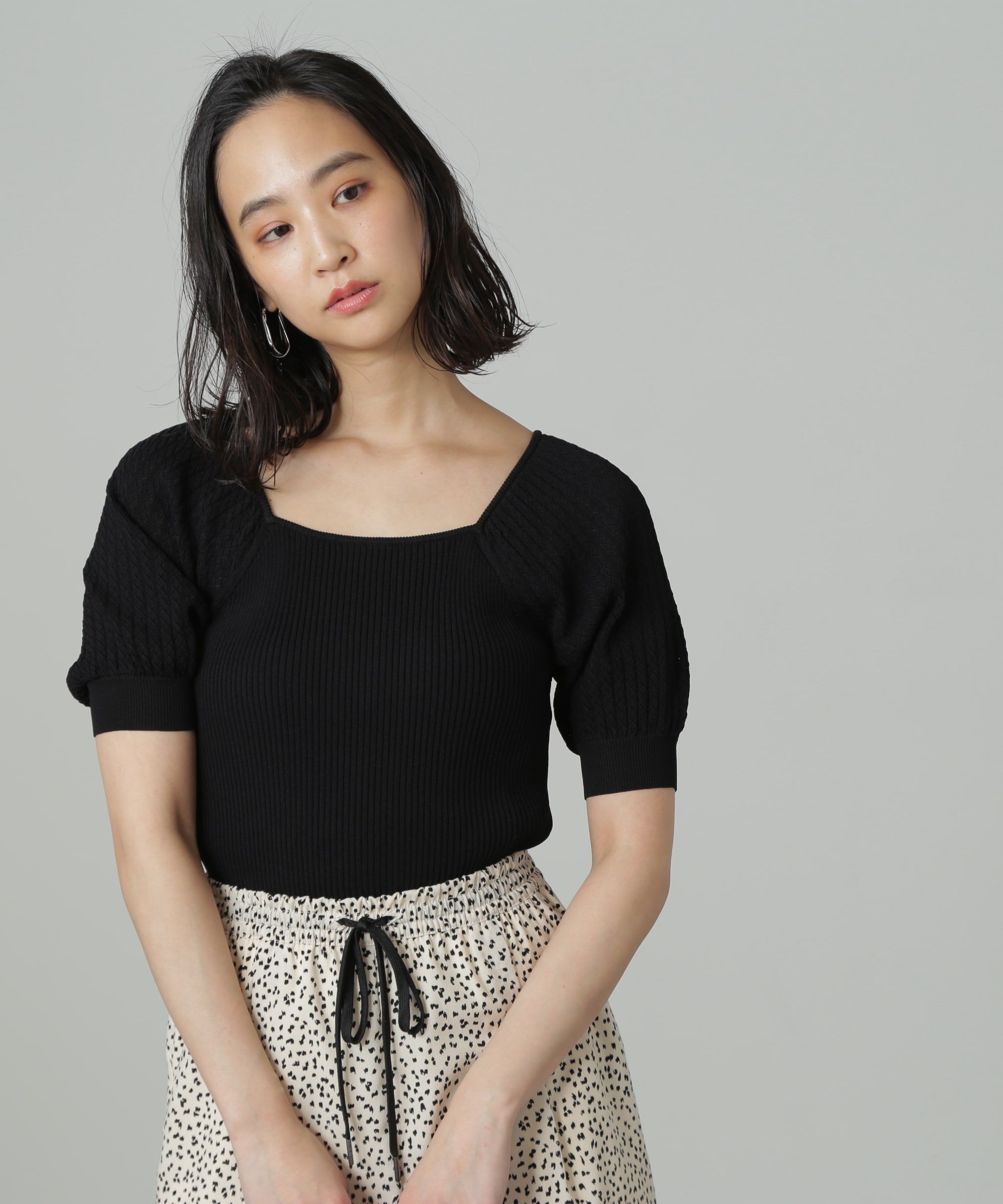  「袖透かし編みスクエアネックニット」|ニット・セーター|