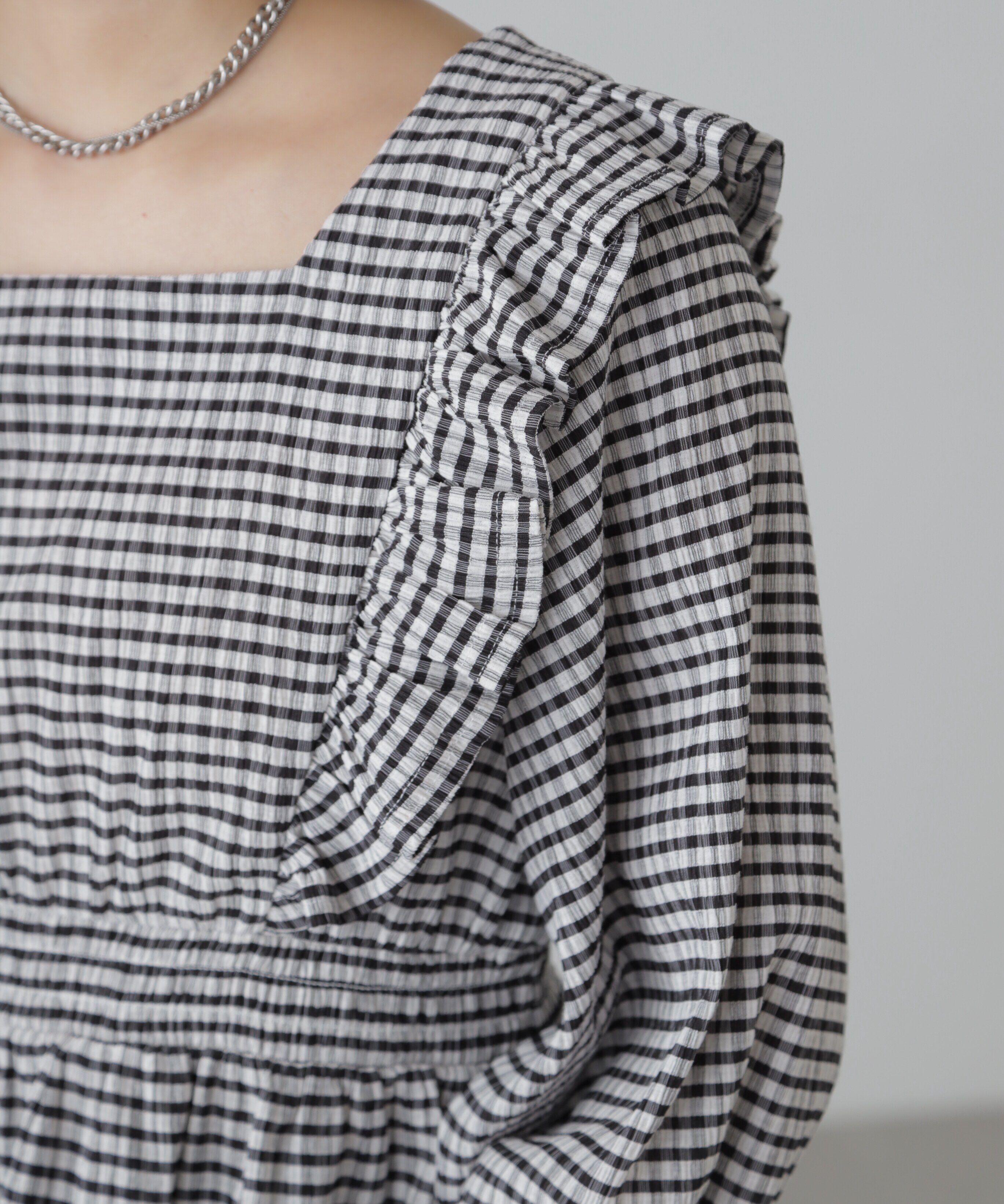  「肩フリルウエストシャーリングブラウス」|シャツ・ブラウス|