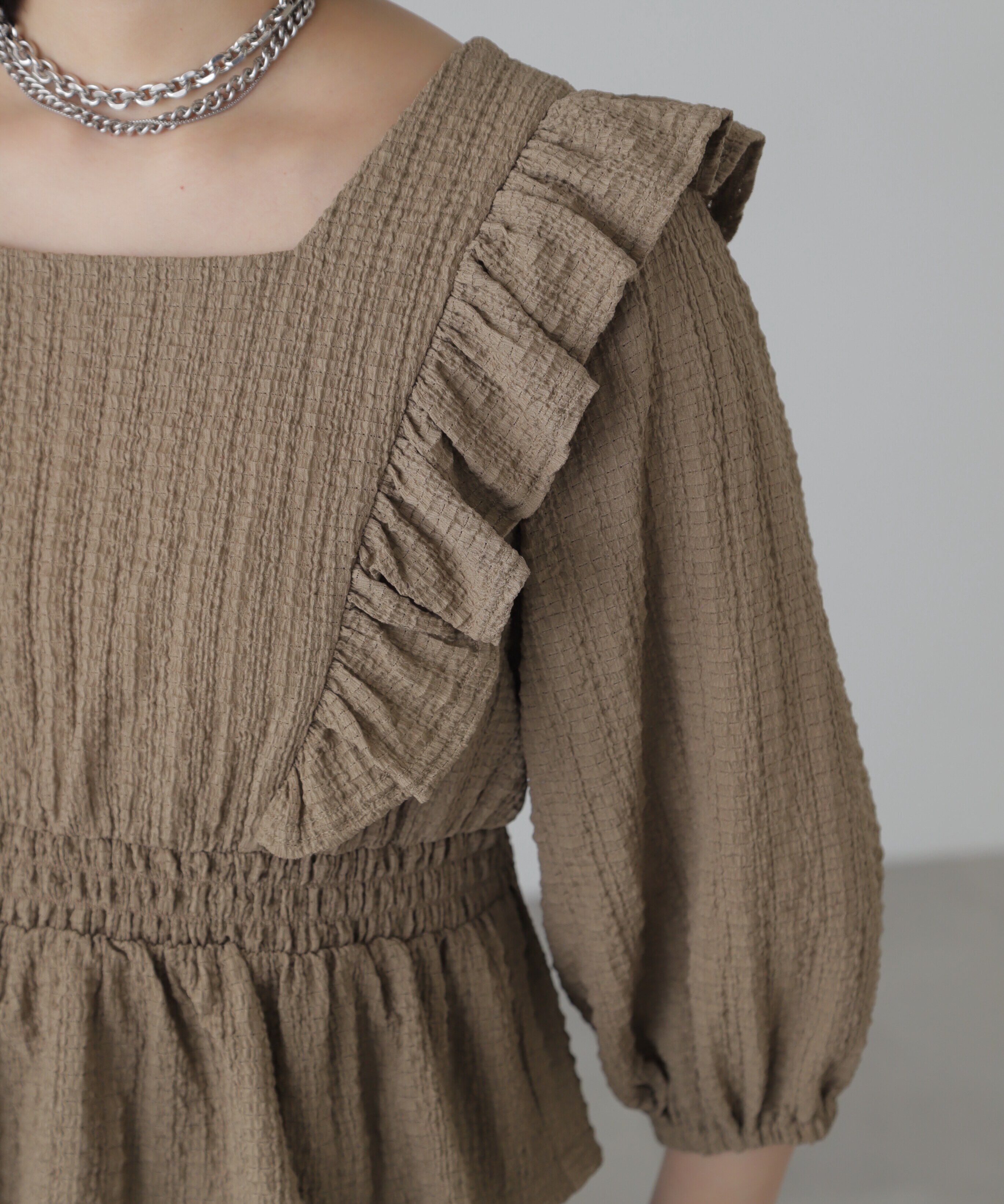  「肩フリルウエストシャーリングブラウス」|シャツ・ブラウス|