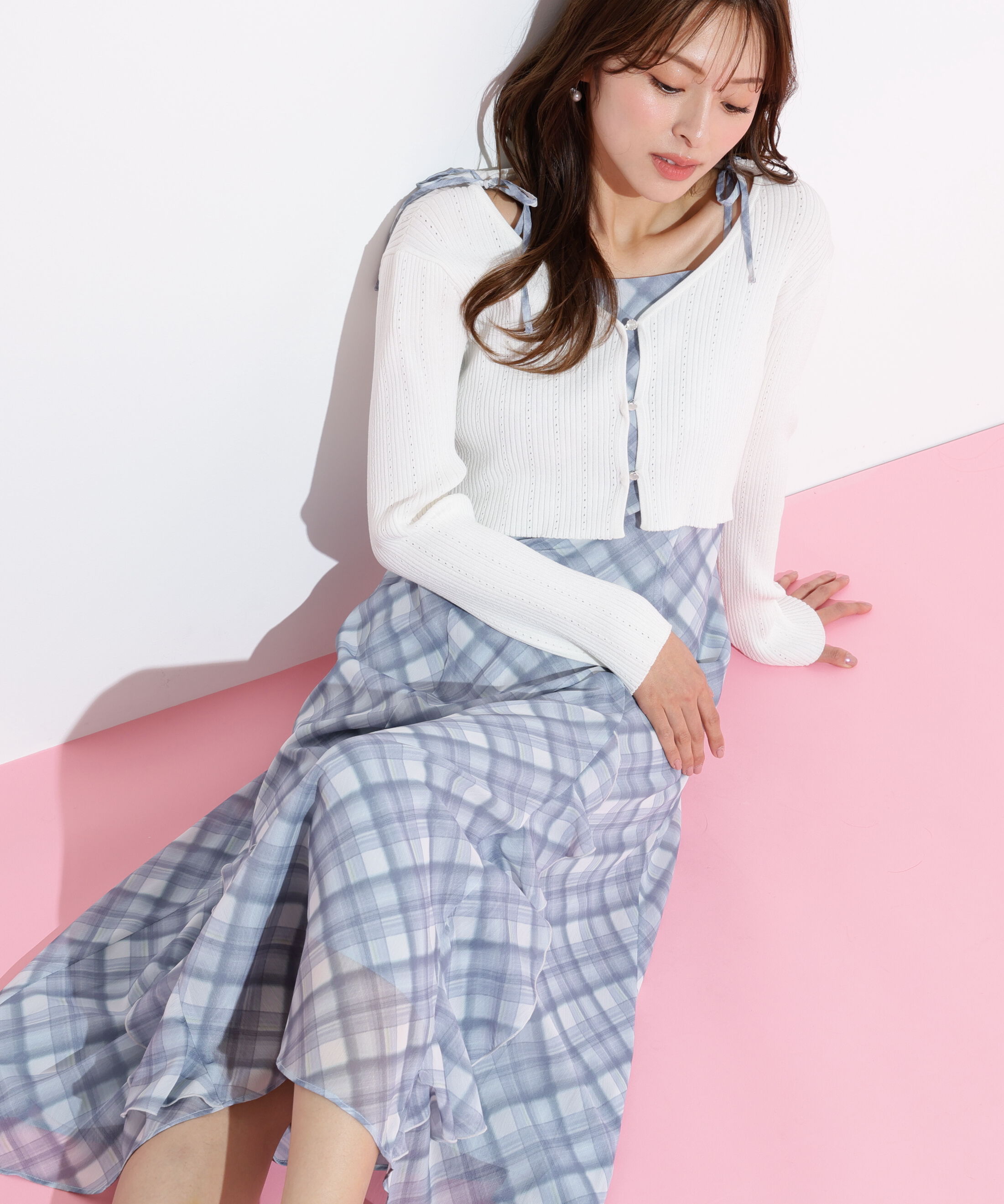  「ショートカーデ・ラッフルキャミワンピセット」|ワンピース|ホワイト&times;ブル