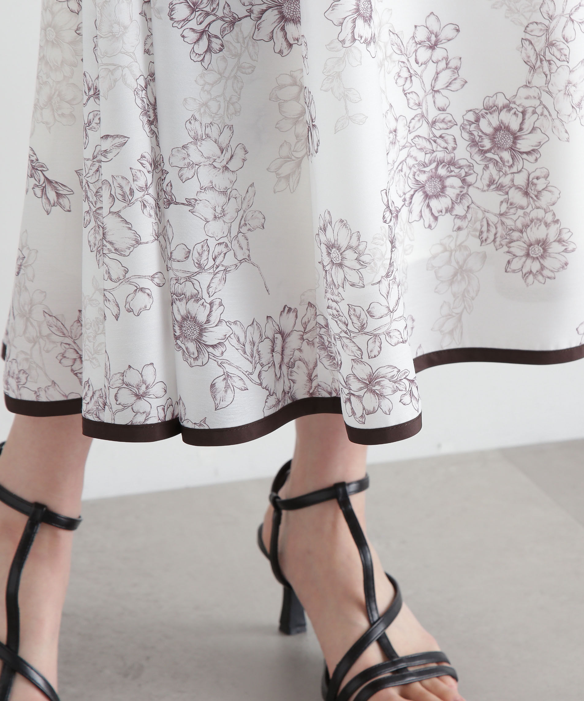 PROPORTION BODY DRESSING「モノトーンシアーフラワースカート」|スカート|