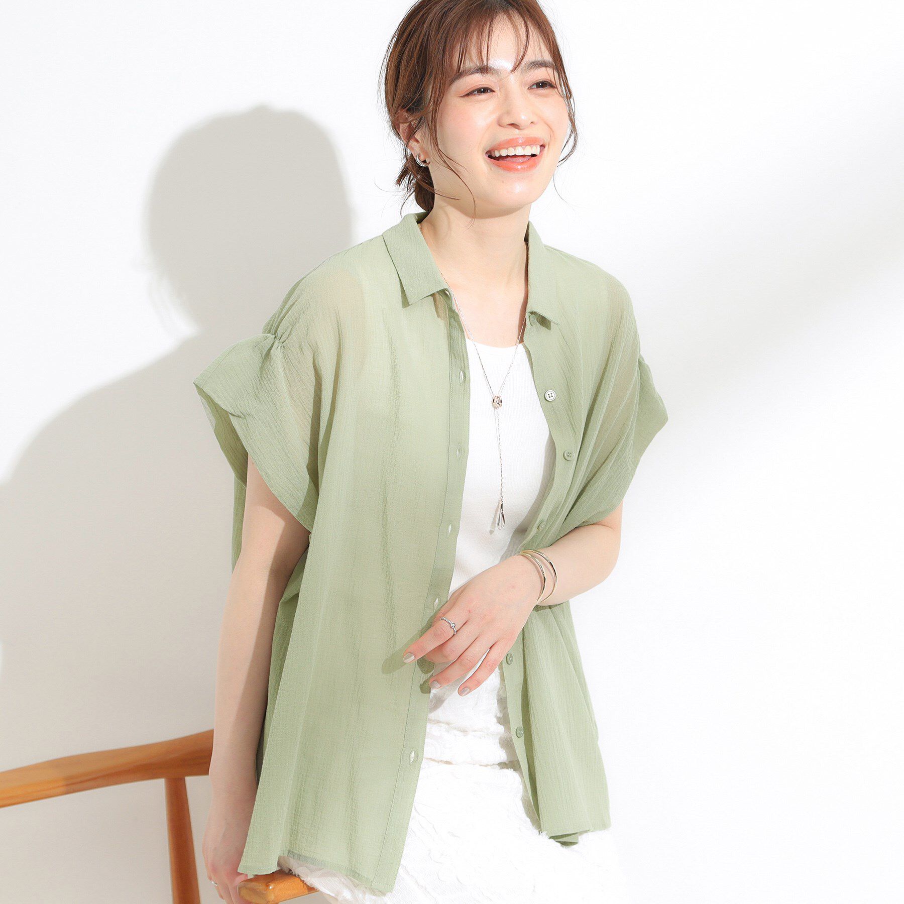 SHOO･LA･RUE「【S-LL】さらシャリコットン 上品なシアー感のフロントボタンシャツ」|シャツ・ブラウス|ミントグリーン(02