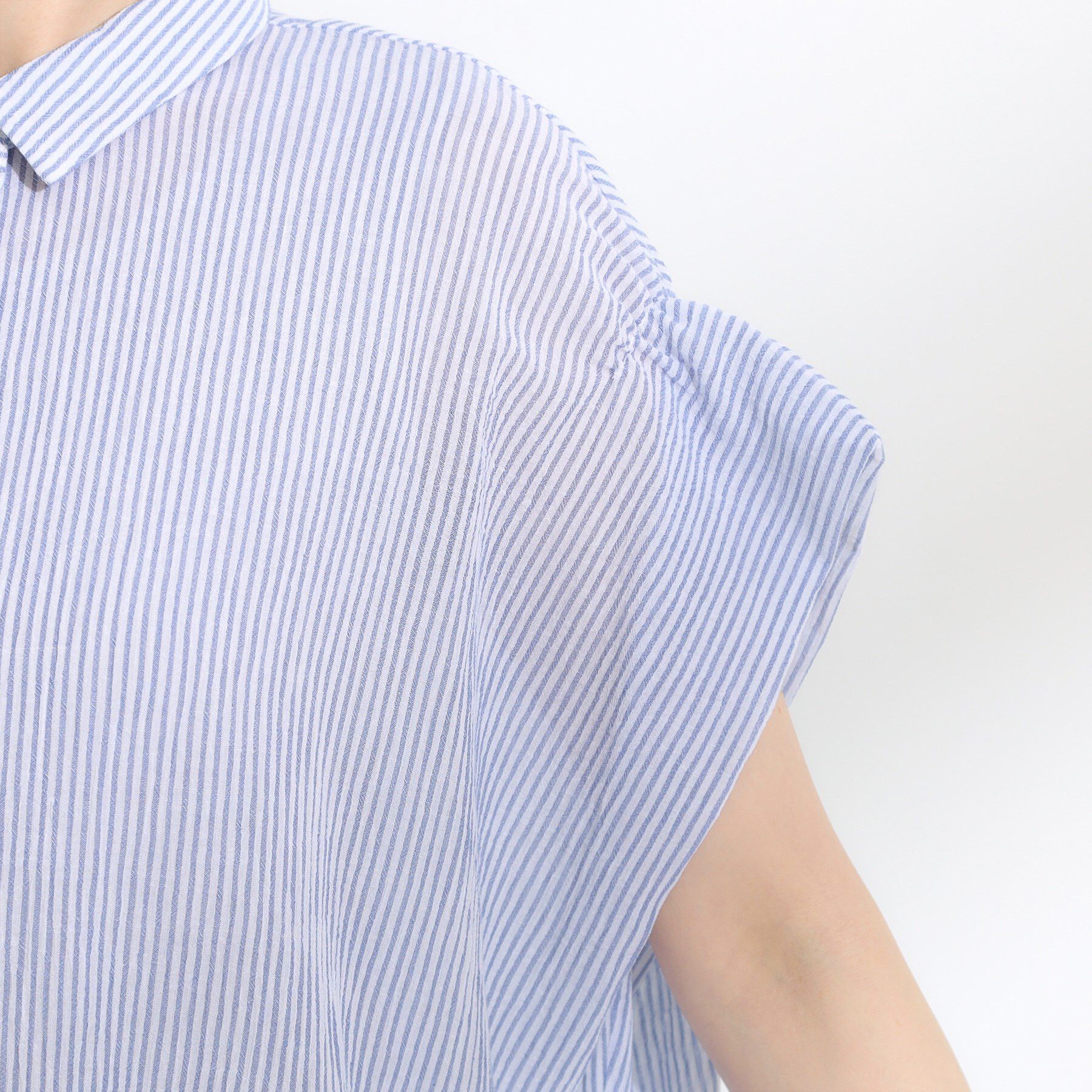 SHOO･LA･RUE「【S-LL】さらシャリコットン 上品なシアー感のフロントボタンシャツ」|シャツ・ブラウス|