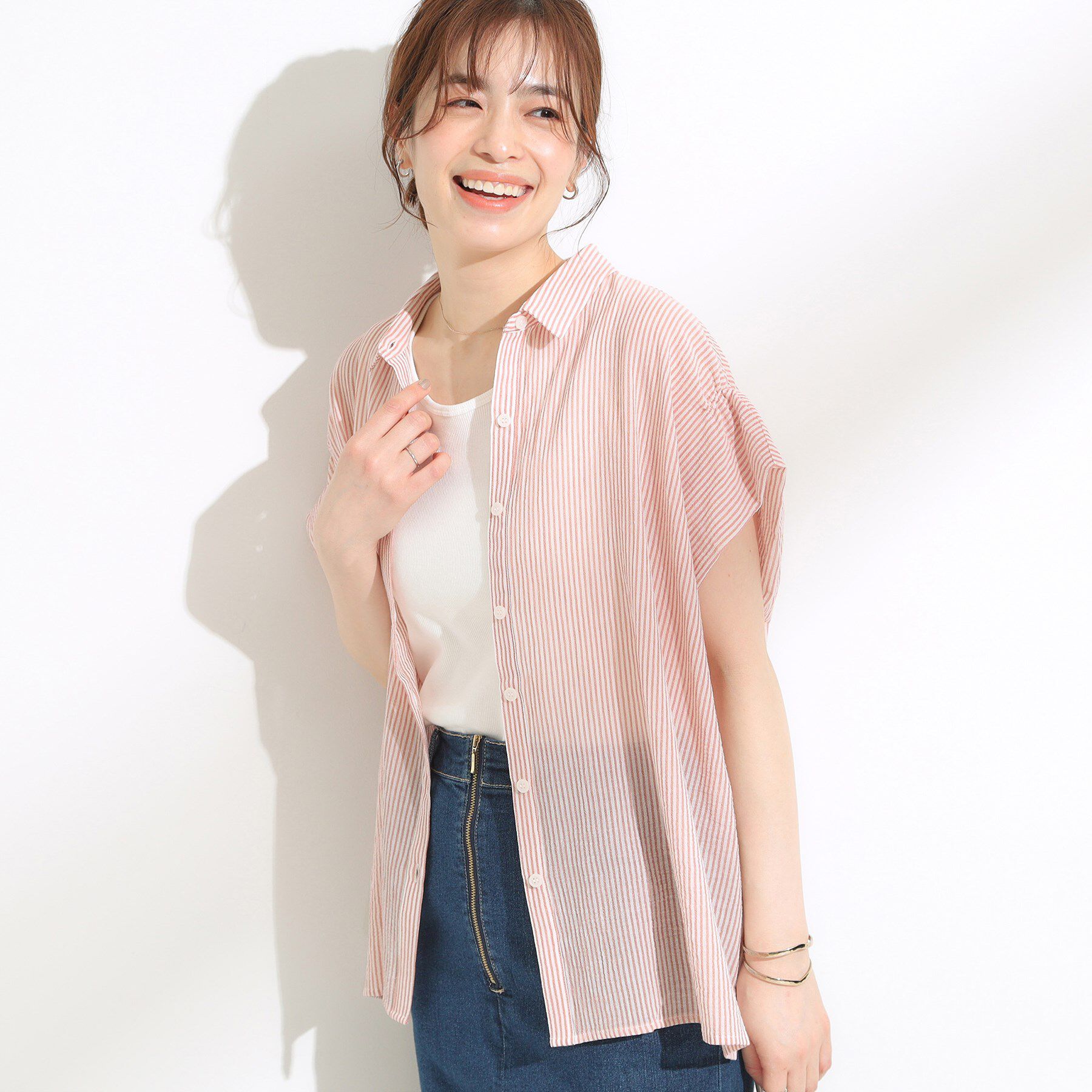 SHOO･LA･RUE「【S-LL】さらシャリコットン 上品なシアー感のフロントボタンシャツ」|シャツ・ブラウス|レッド(361)