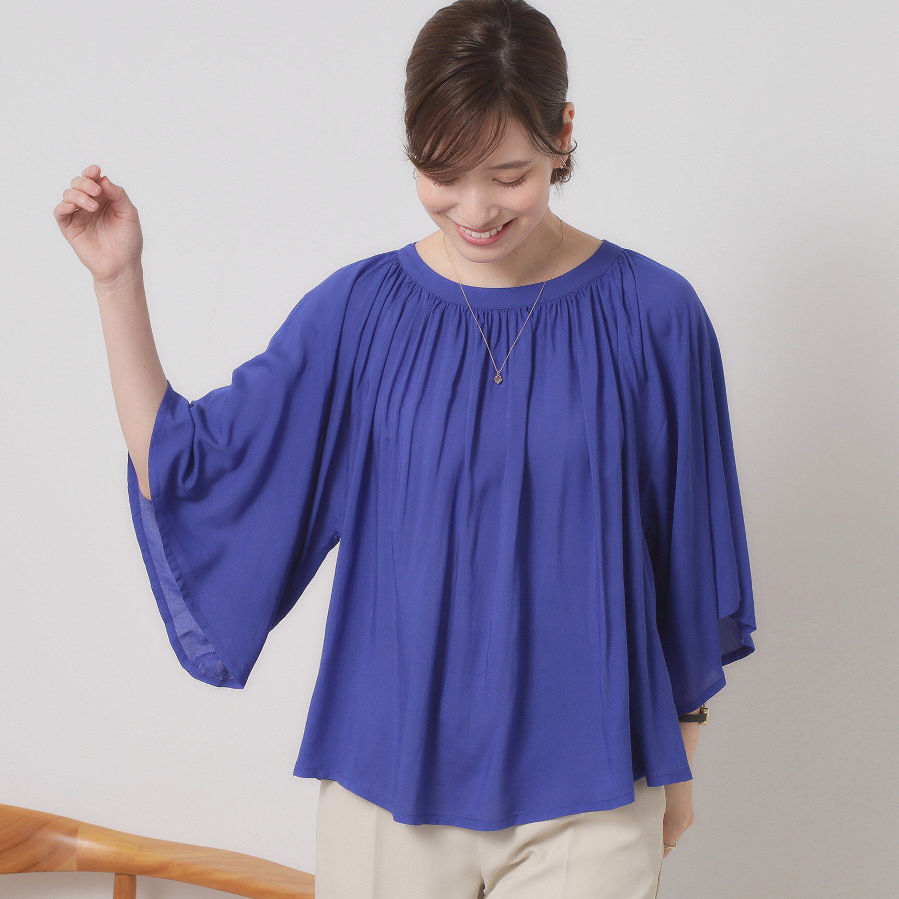 ITS&rsquo;DEMO「【手洗い可】フレア袖ブラウス」|シャツ・ブラウス|ブルー(092)