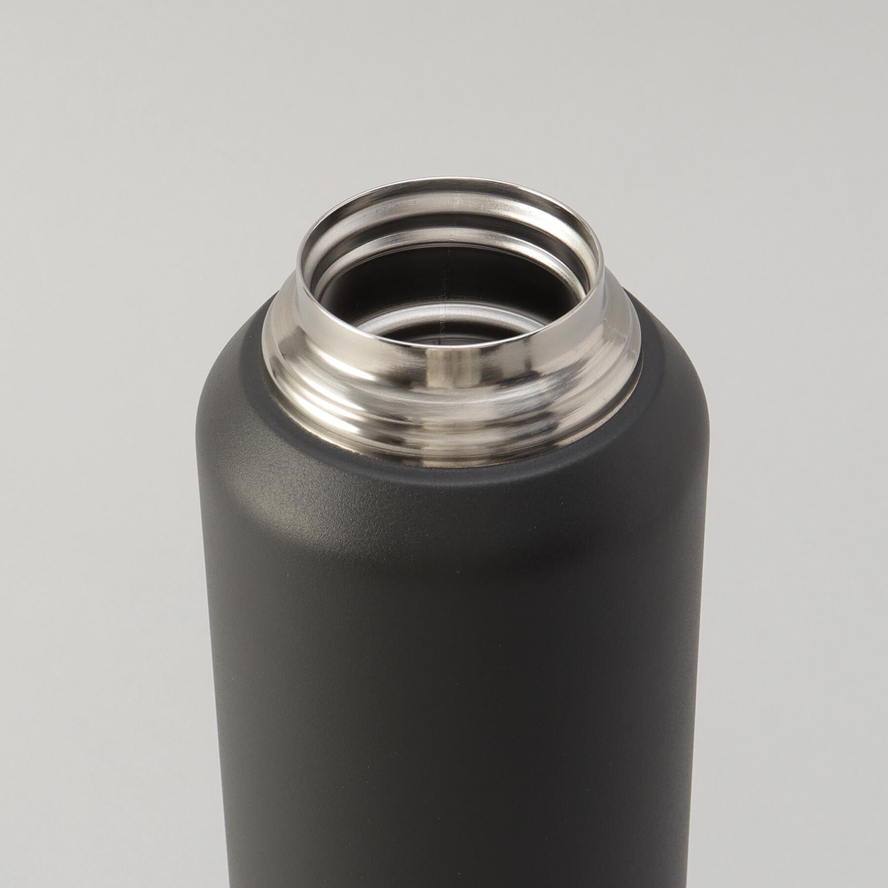 212 KITCHEN STORE「炭酸飲料対応ステンレスボトル1.2L BK ＜peacok  ピーコック＞」|食器・キッチングッズ|