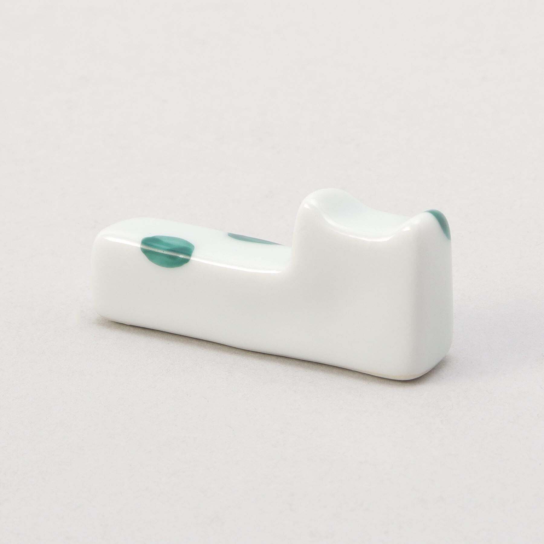 212 KITCHEN STORE「角ネコ箸置 ドット GR」|食器・キッチングッズ|