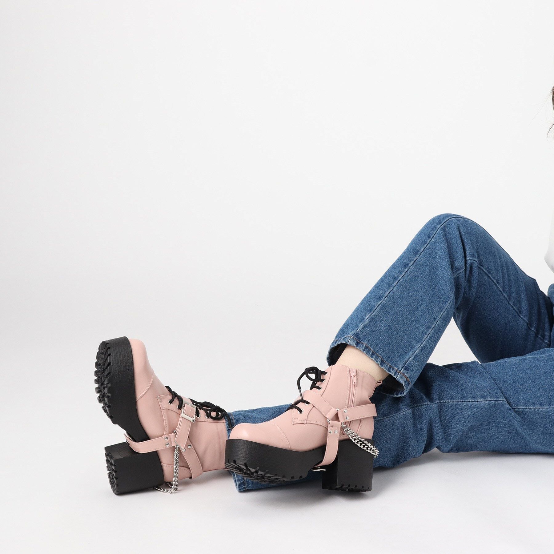 csT&P「厚底チェーンベルト付き2WAYレースアップブーツ」|ショートブーツ|