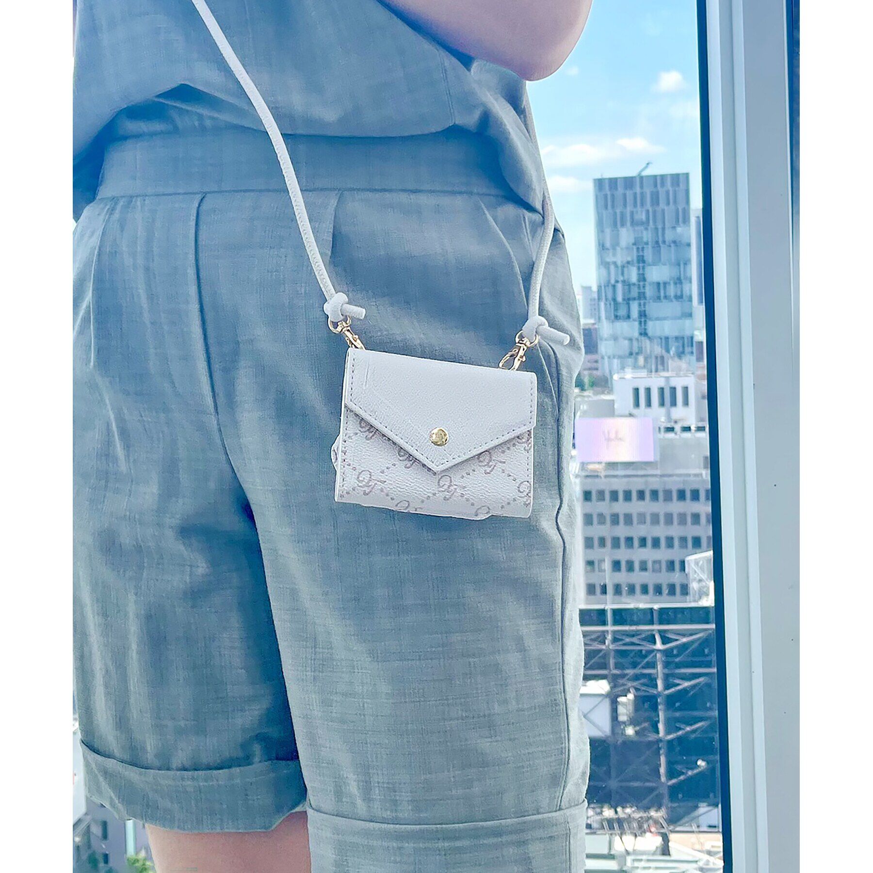 Ober Tashe「合皮ミニ財布ショルダー」|財布|