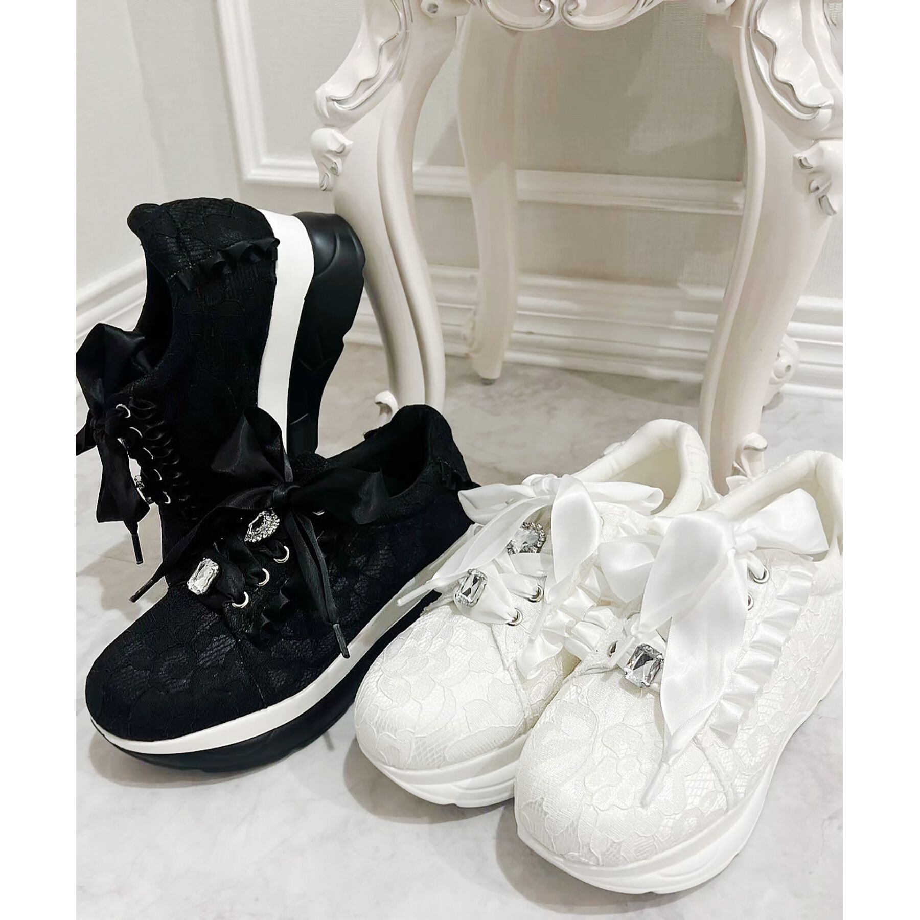 csT&P「厚底キラキラストーン付きスニーカー」|スニーカー|