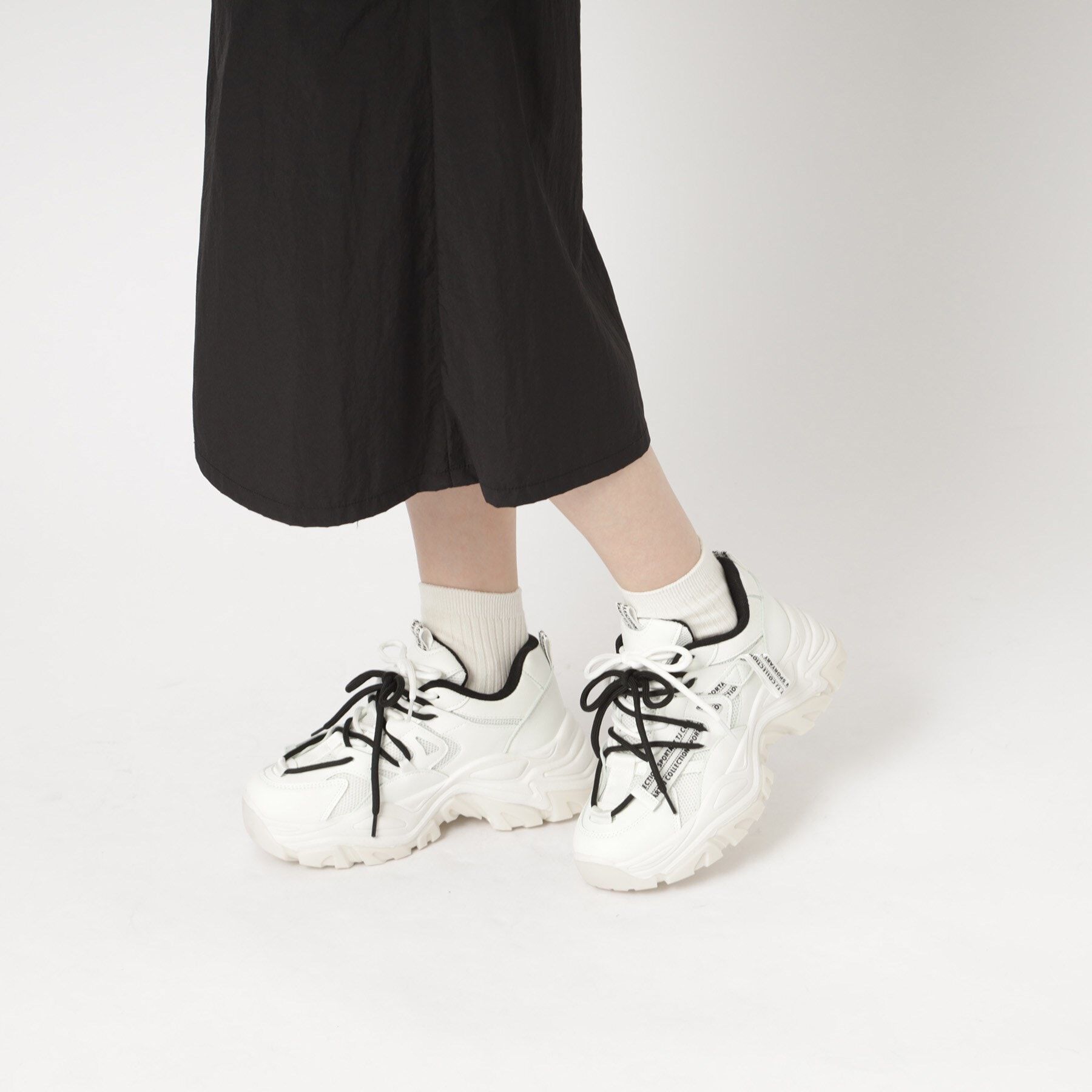 csT&P「厚底ロゴ柄ダッドスニーカー」|スニーカー|
