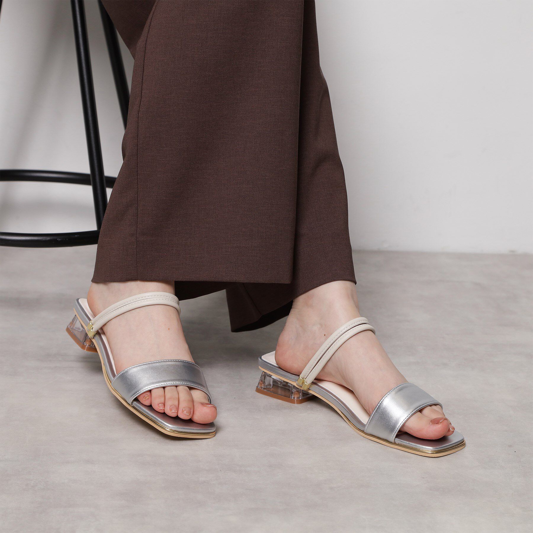 ESPERANZA「スクエアトゥクリアローヒールサンダル」|サンダル|