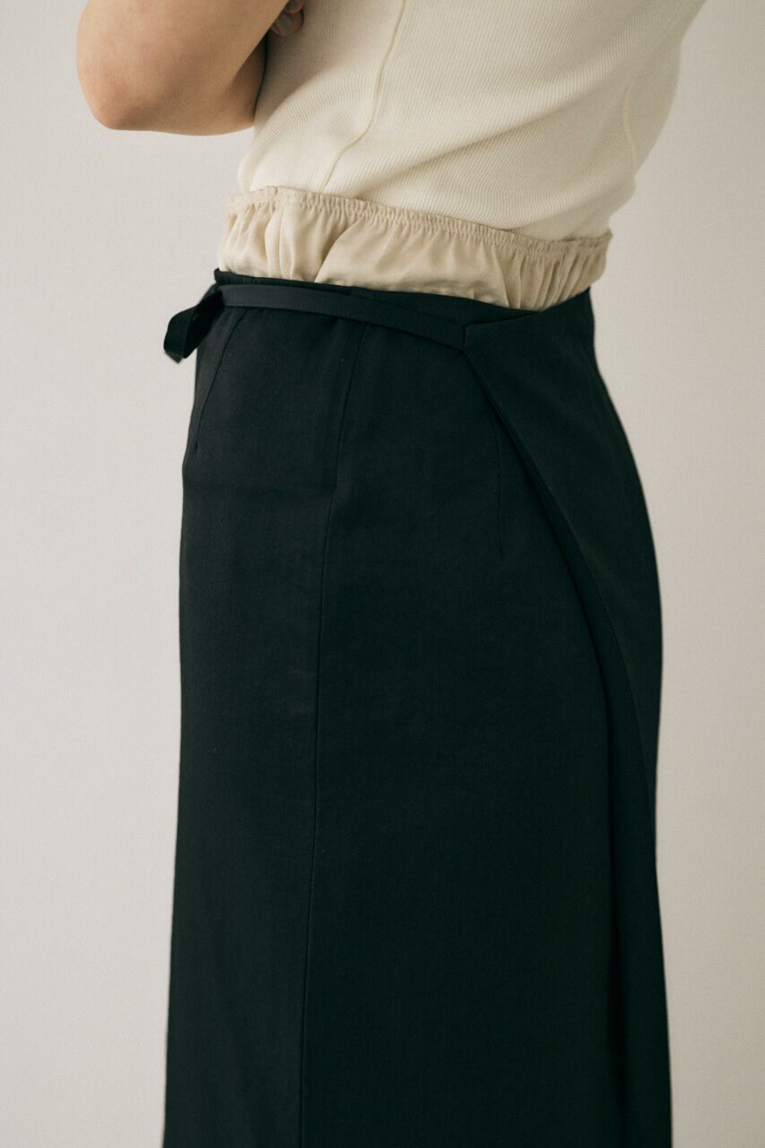 MOUSSY「原料の一部にﾘｻｲｸﾙﾎﾟﾘｴｽﾃﾙを使用した程よい光沢感と落ち感 」|スカート|