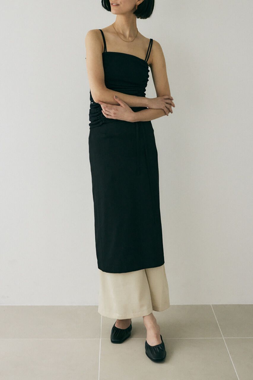 MOUSSY「原料の一部にﾘｻｲｸﾙﾎﾟﾘｴｽﾃﾙを使用した程よい光沢感と落ち感 」|スカート|