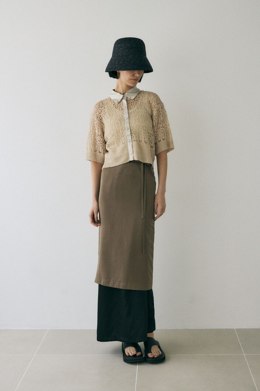 MOUSSY「原料の一部にﾘｻｲｸﾙﾎﾟﾘｴｽﾃﾙを使用した程よい光沢感と落ち感 」|スカート|