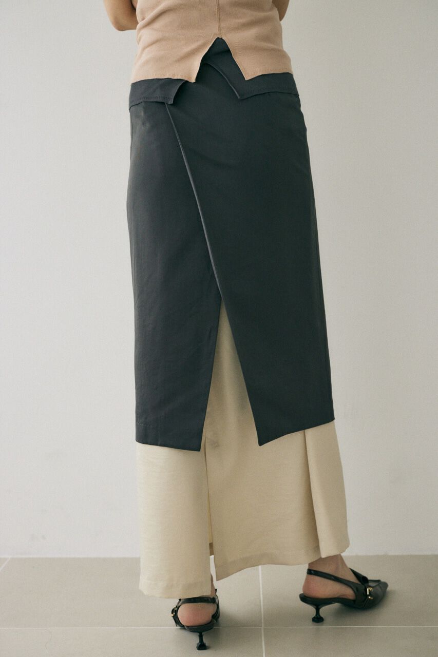 MOUSSY「原料の一部にﾘｻｲｸﾙﾎﾟﾘｴｽﾃﾙを使用した程よい光沢感と落ち感 」|スカート|D/GRY3