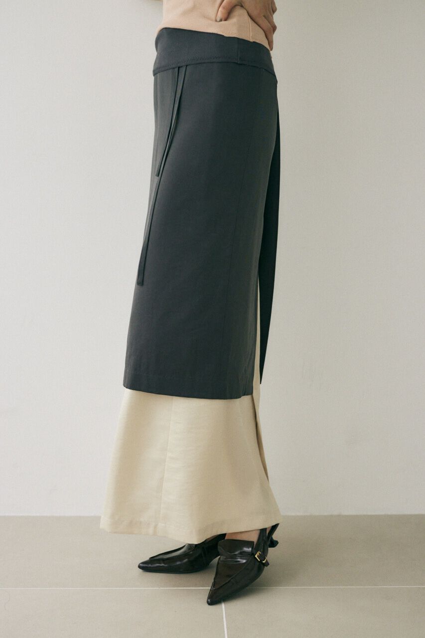 MOUSSY「原料の一部にﾘｻｲｸﾙﾎﾟﾘｴｽﾃﾙを使用した程よい光沢感と落ち感 」|スカート|