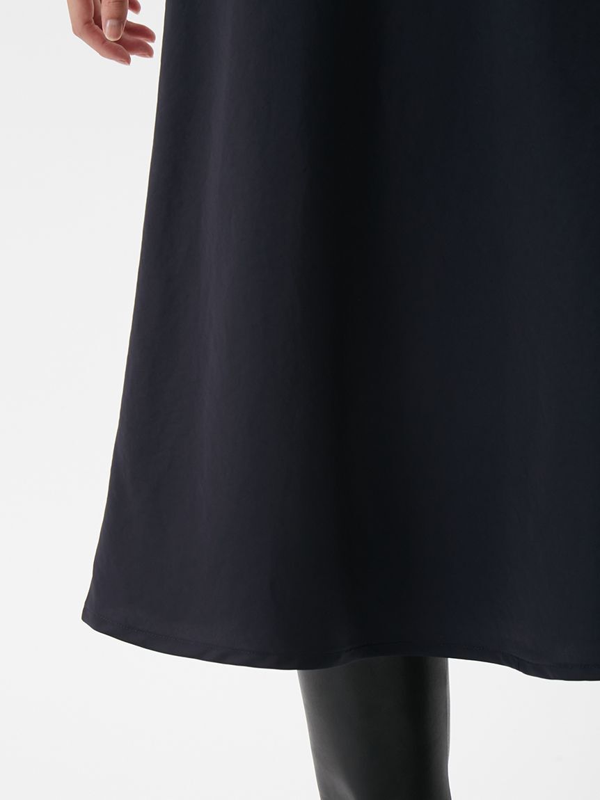 Mila Owen「クワットサテンナロースカート」|スカート|