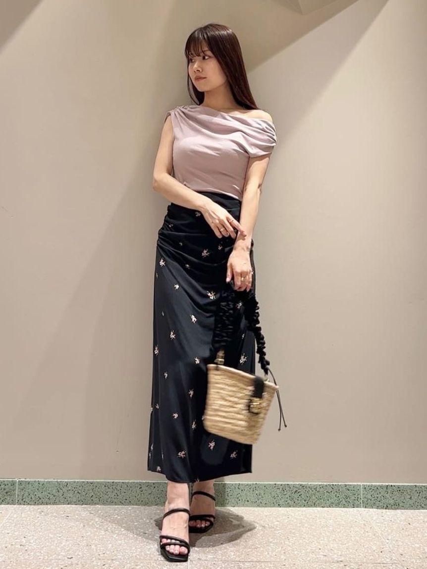 SNIDEL「ルーズネックカットプルオーバー」|Tシャツ・カットソー|