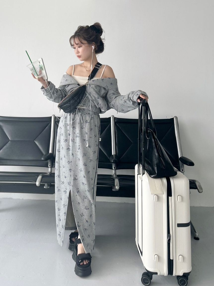 SNIDEL「【WEB限定カラーあり】UVカットフーディパーカー」|パーカー|