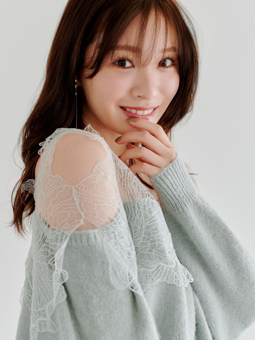 SNIDEL「レーストリミングニットプルオーバー」|ニット・セーター|