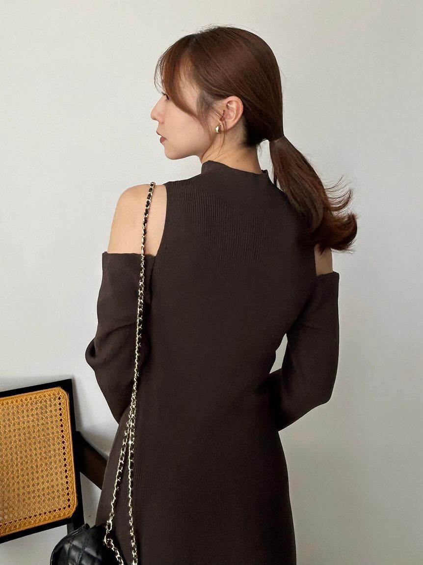 SNIDEL「Sustainableコールドショルダーニットワンピース」|ワンピース|