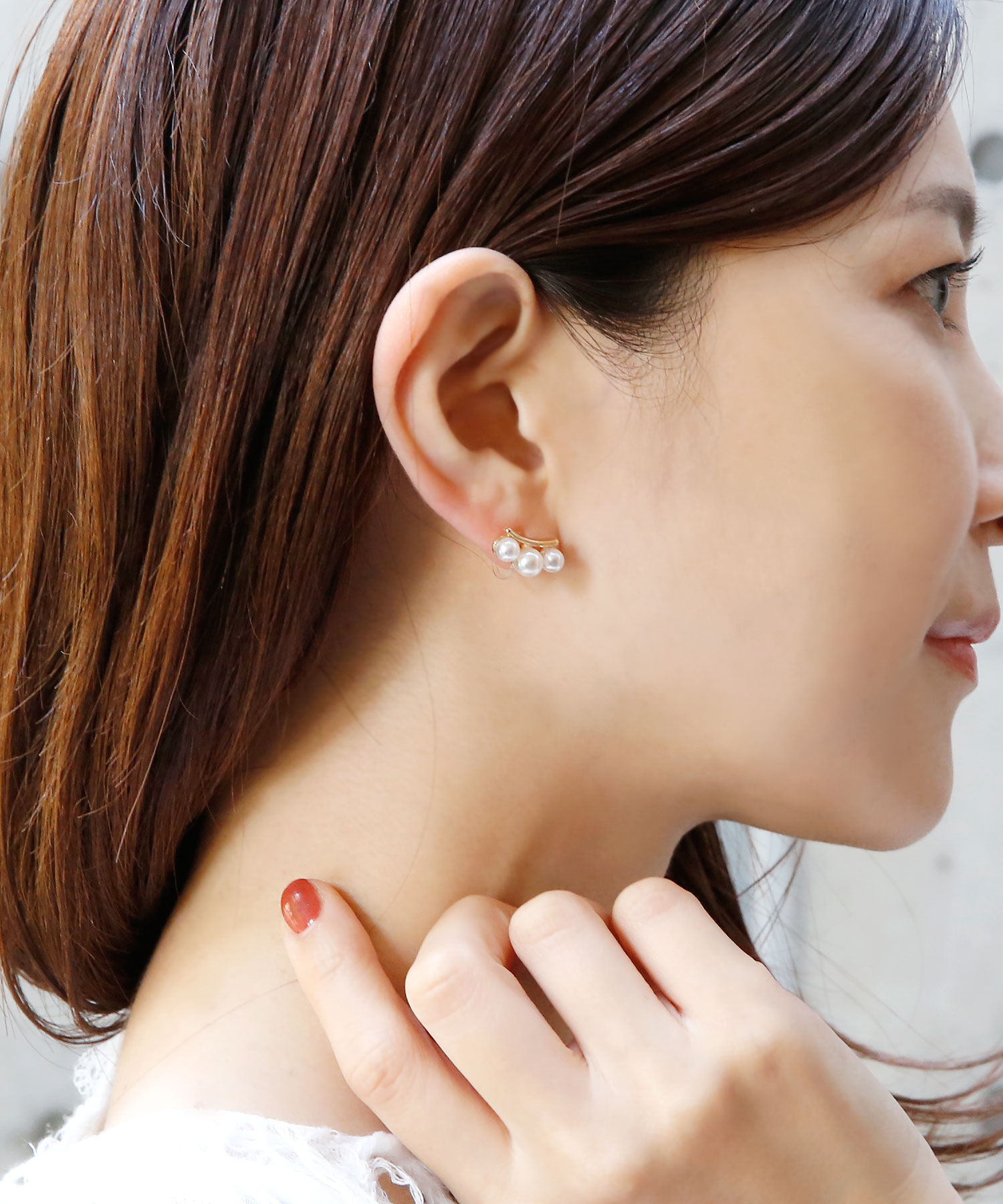 colleca la「ノンホール・3粒パールの樹脂イヤリング」|イヤリング|